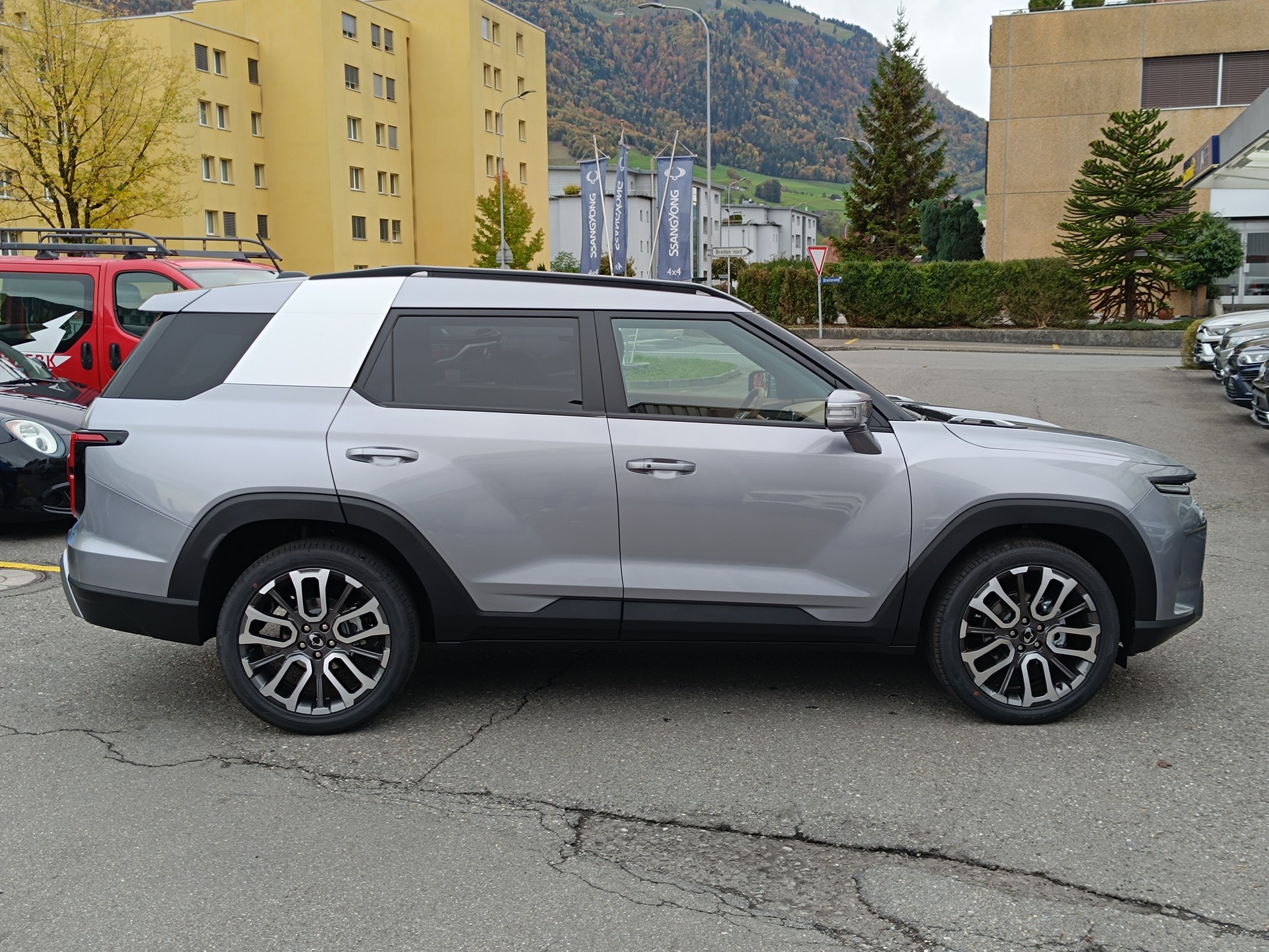 KGM-SsangYong Torres 1.5 TGDI 1st Edition 4WD AT-image-4