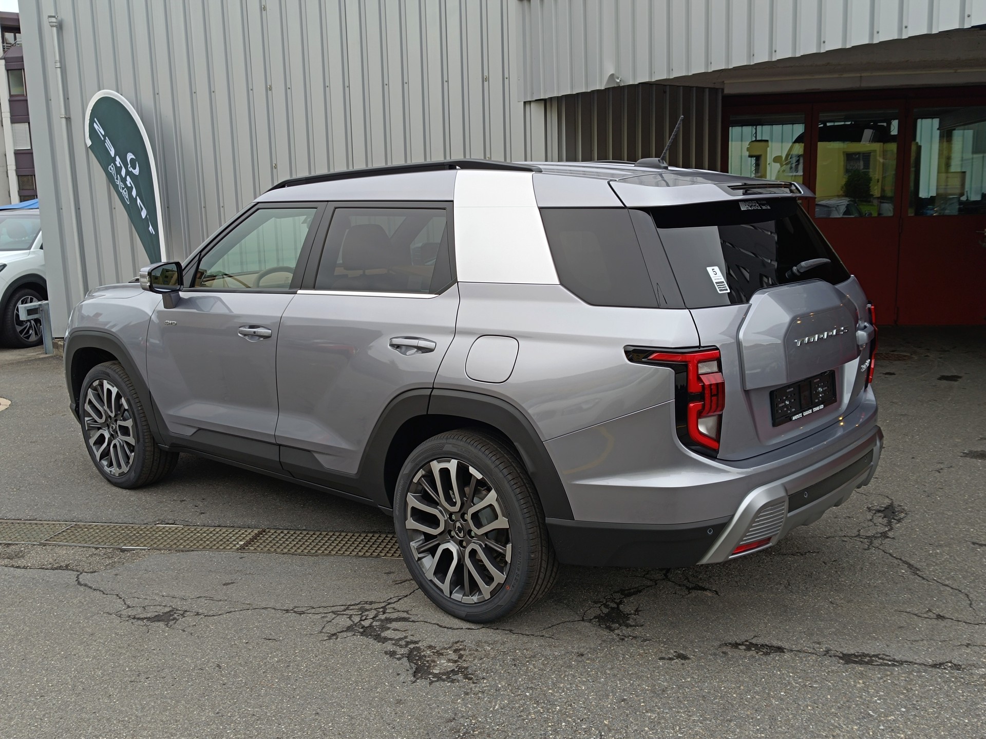 KGM-SsangYong Torres 1.5 TGDI 1st Edition 4WD AT-showroom-element-3