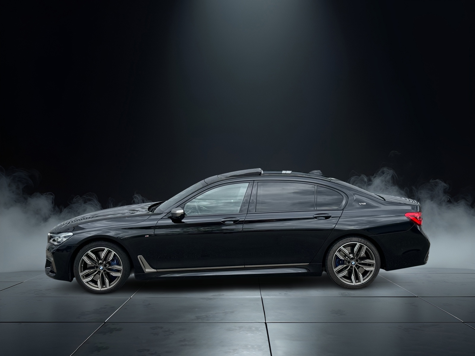 BMW M760Li xDrive Steptronic-image-5