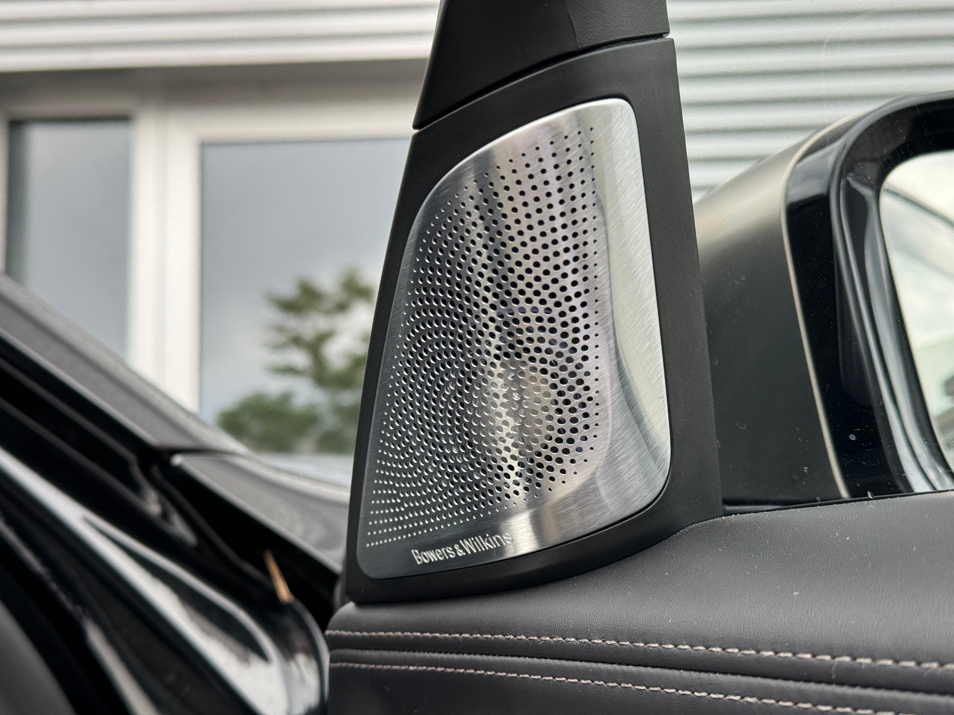 BMW M760Li xDrive Steptronic-image-10