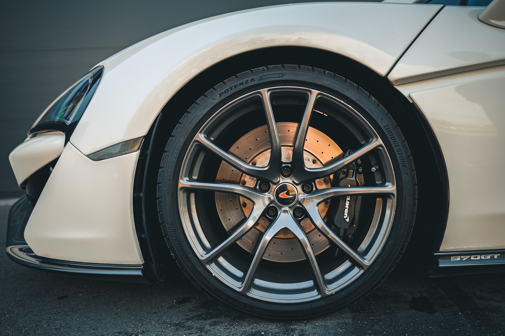 McLAREN 570GT Coupé 3.8 V8 SSG-image-5