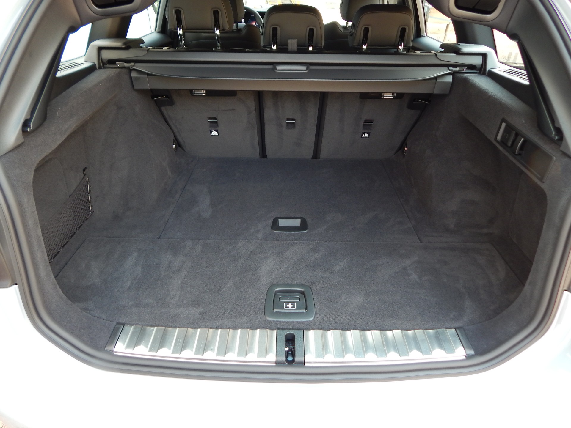 BMW Neuwagenzustand/330i Touring/TwinPower Turbo/Steptr./M Sport-image-24