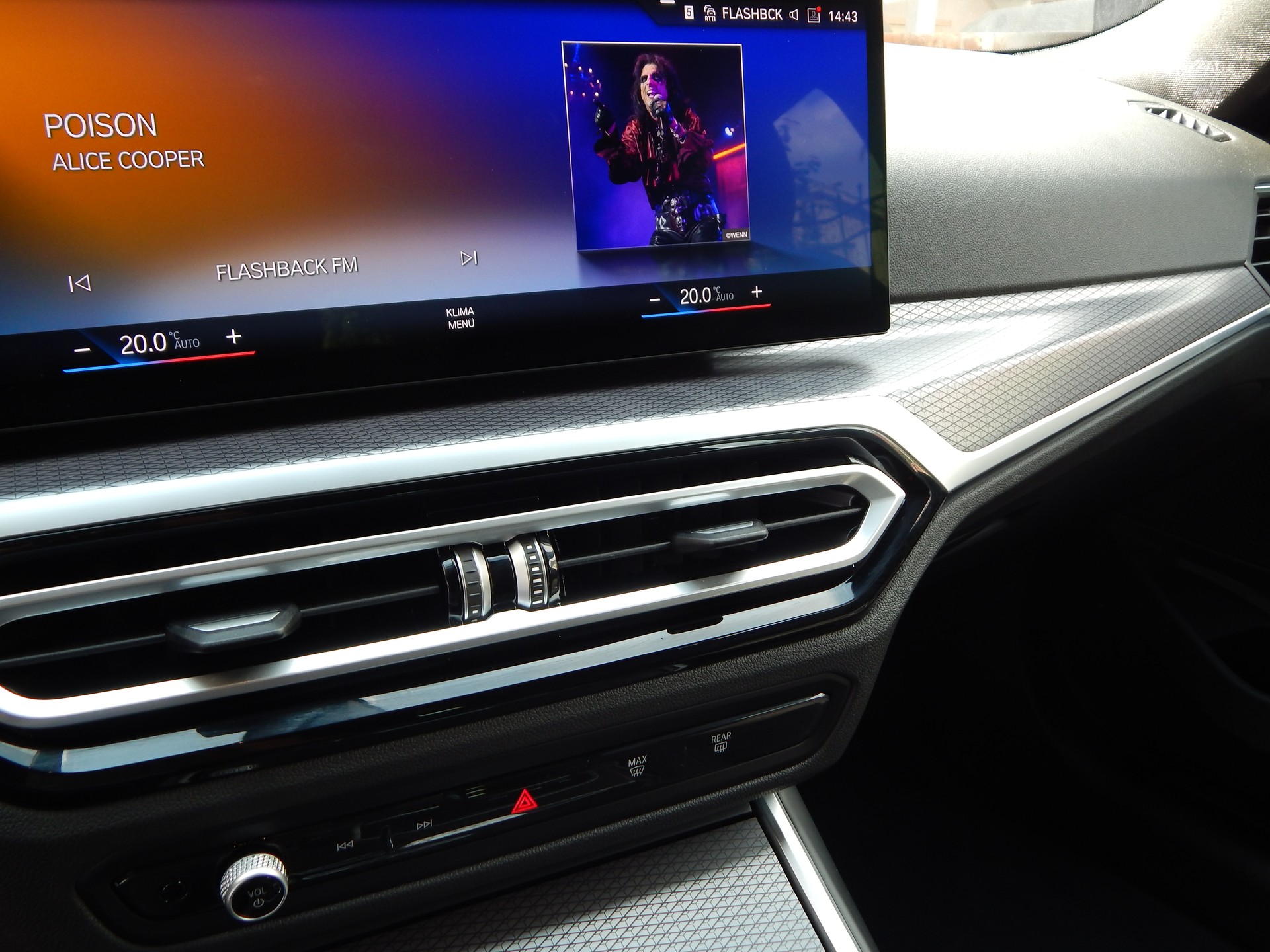 BMW Neuwagenzustand/330i Touring/TwinPower Turbo/Steptr./M Sport-image-23
