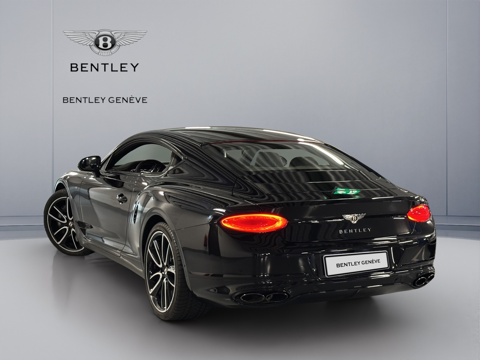 BENTLEY Continental GT 4.0 V8-showroom-element-3