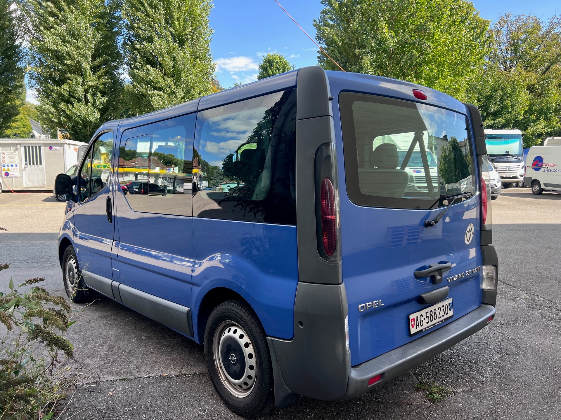 OPEL Vivaro 2.5 CDTI 2.7t-showroom-element-1
