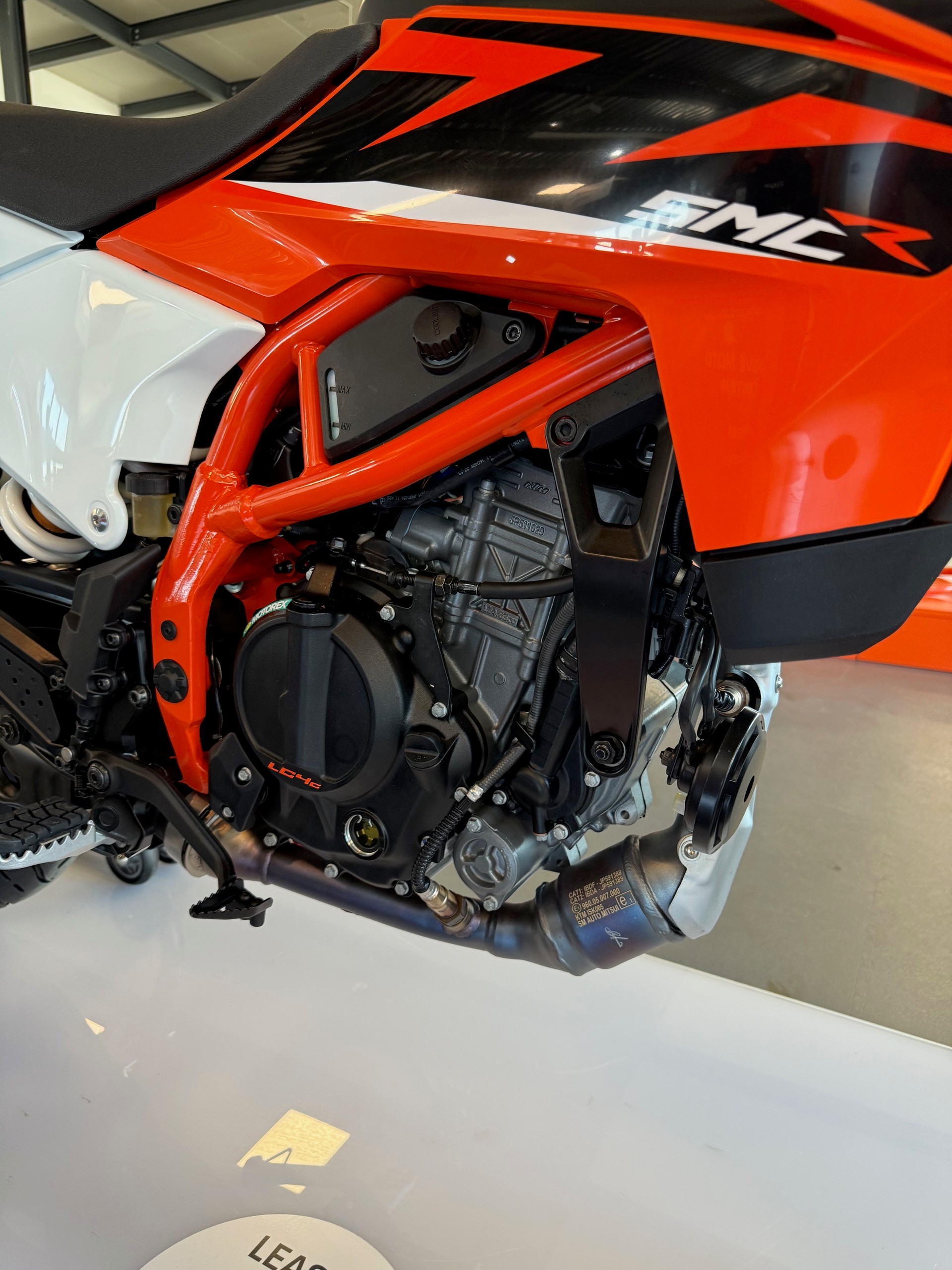 KTM 125 SMC R-image-3