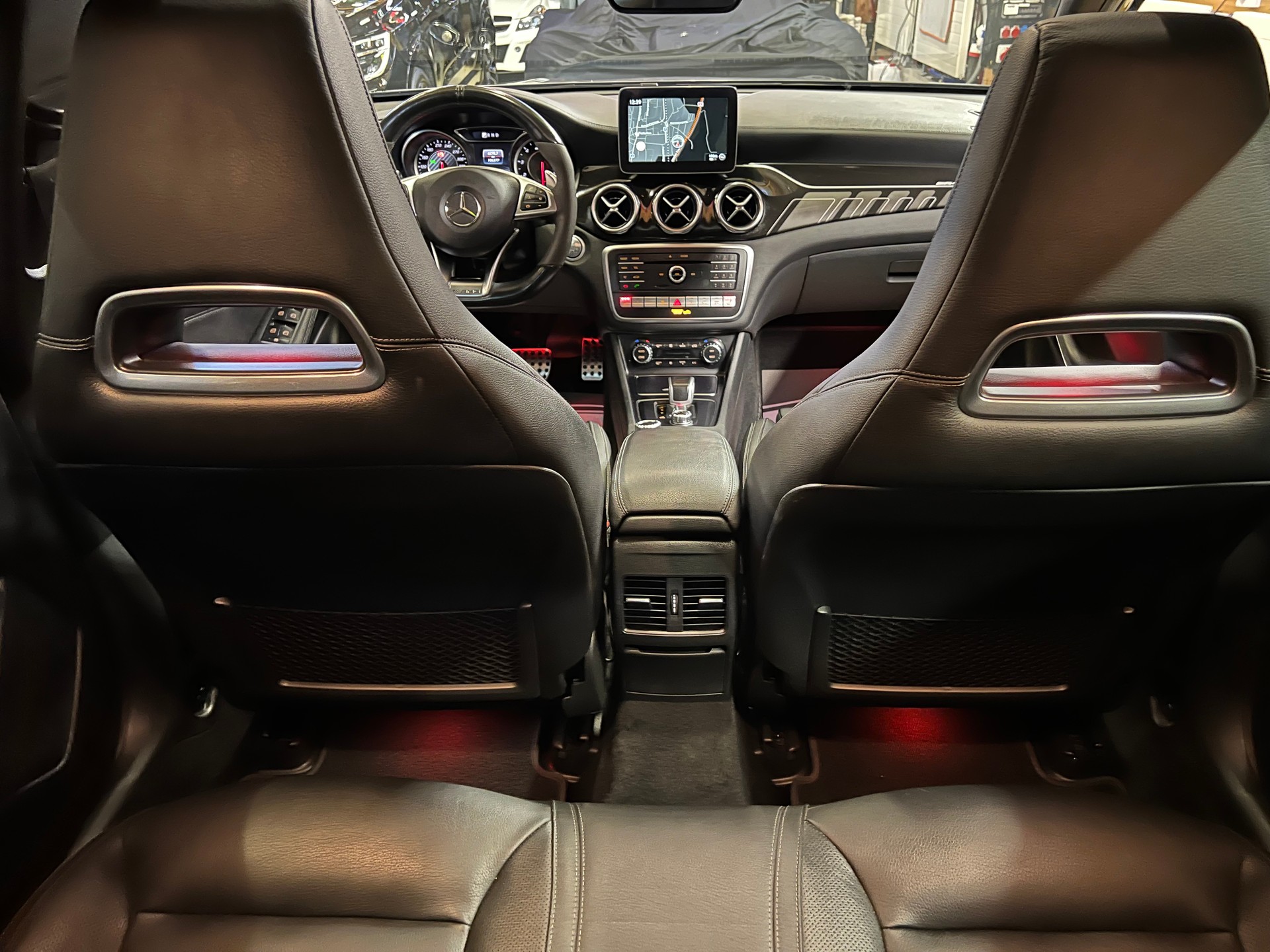 MERCEDES-BENZ "GLA 45 AMG" 4MATIC 7G-DCT. CH AUTO MB AUSLIEFERUNG. SAUBER UND GEPFLEGT. AB MFK !!-image-26
