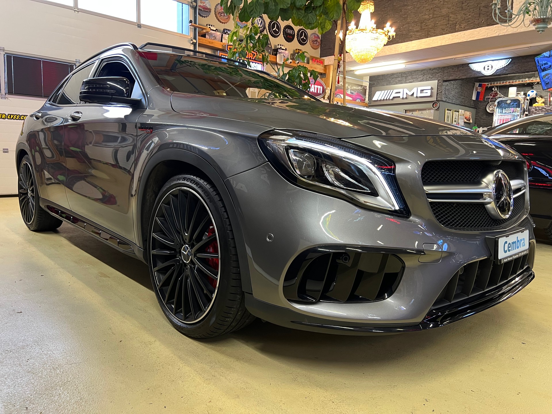 MERCEDES-BENZ "GLA 45 AMG" 4MATIC 7G-DCT. CH AUTO MB AUSLIEFERUNG. SAUBER UND GEPFLEGT. AB MFK !!