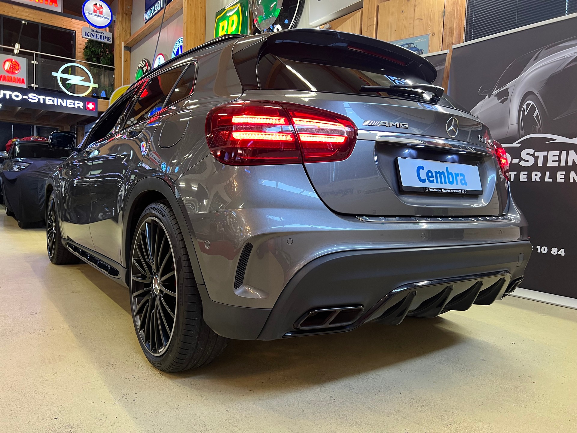 MERCEDES-BENZ "GLA 45 AMG" 4MATIC 7G-DCT. CH AUTO MB AUSLIEFERUNG. SAUBER UND GEPFLEGT. AB MFK !!-image-5