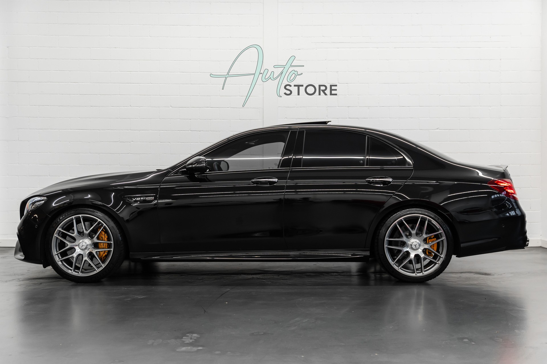 MERCEDES-BENZ E 63 AMG S 4Matic Speedshift MCT-showroom-element-2
