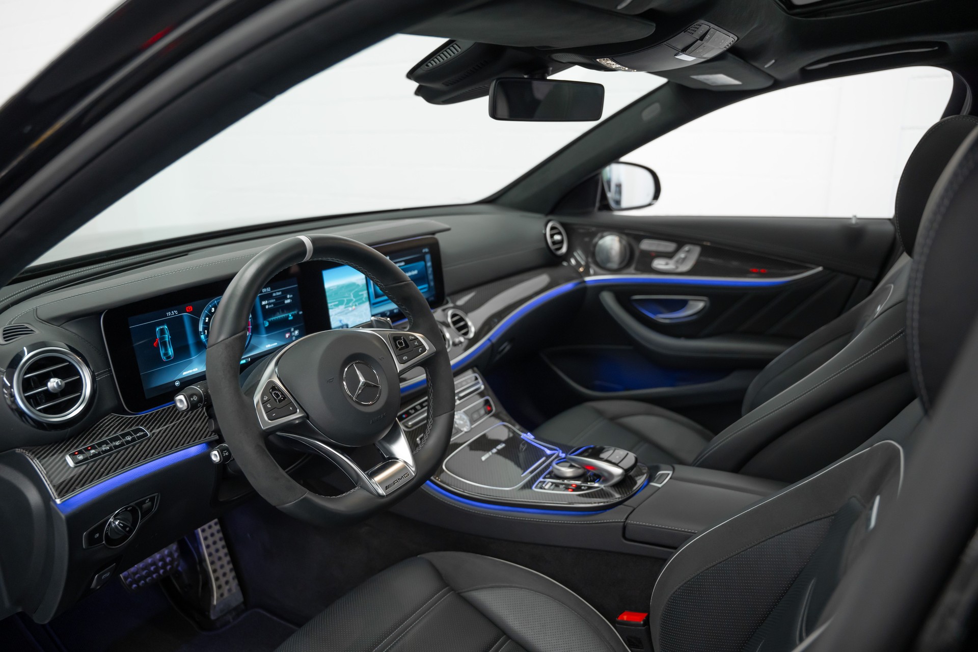 MERCEDES-BENZ E 63 AMG S 4Matic Speedshift MCT-image-8
