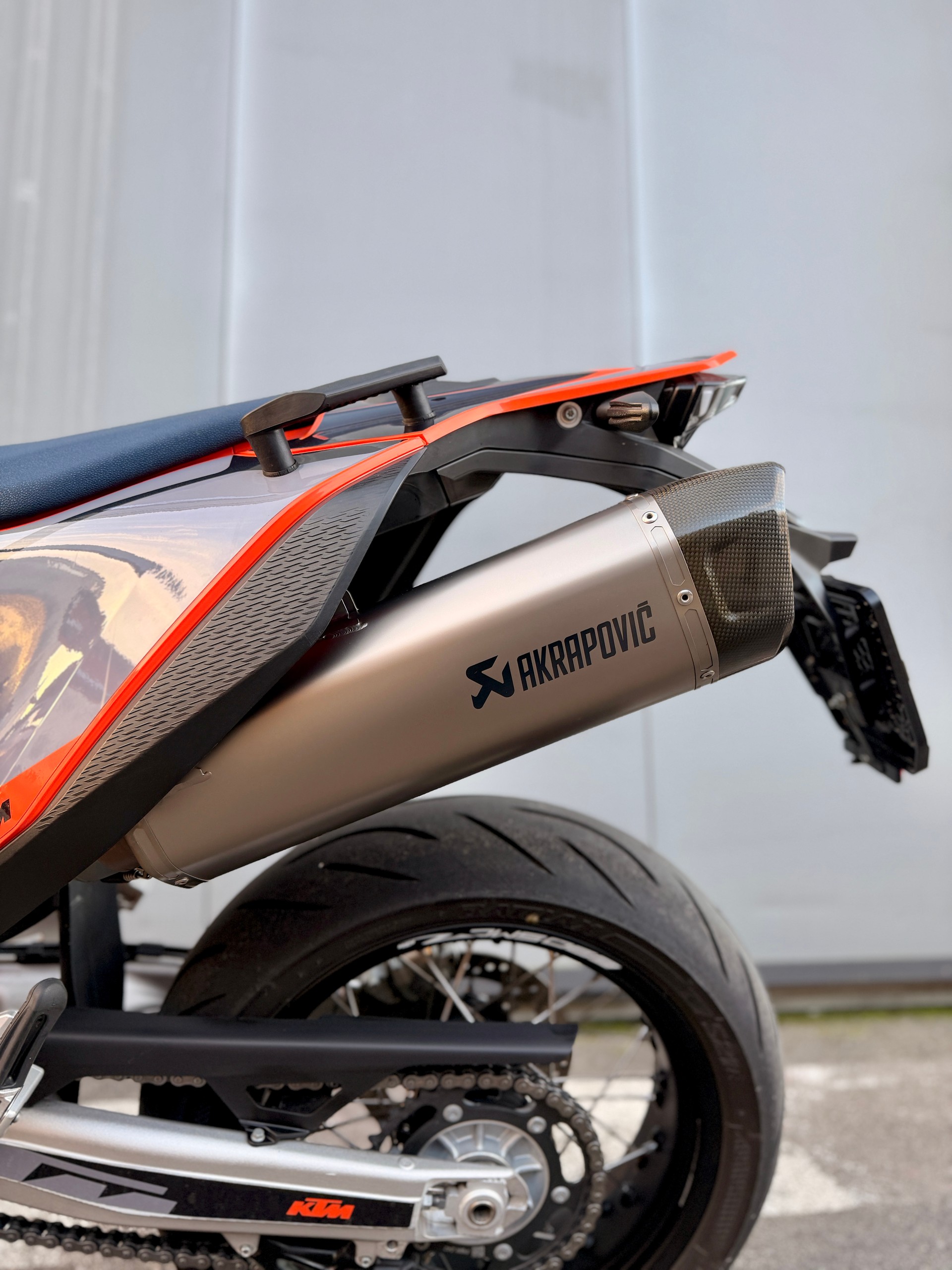 KTM 690 SMC R-image-7