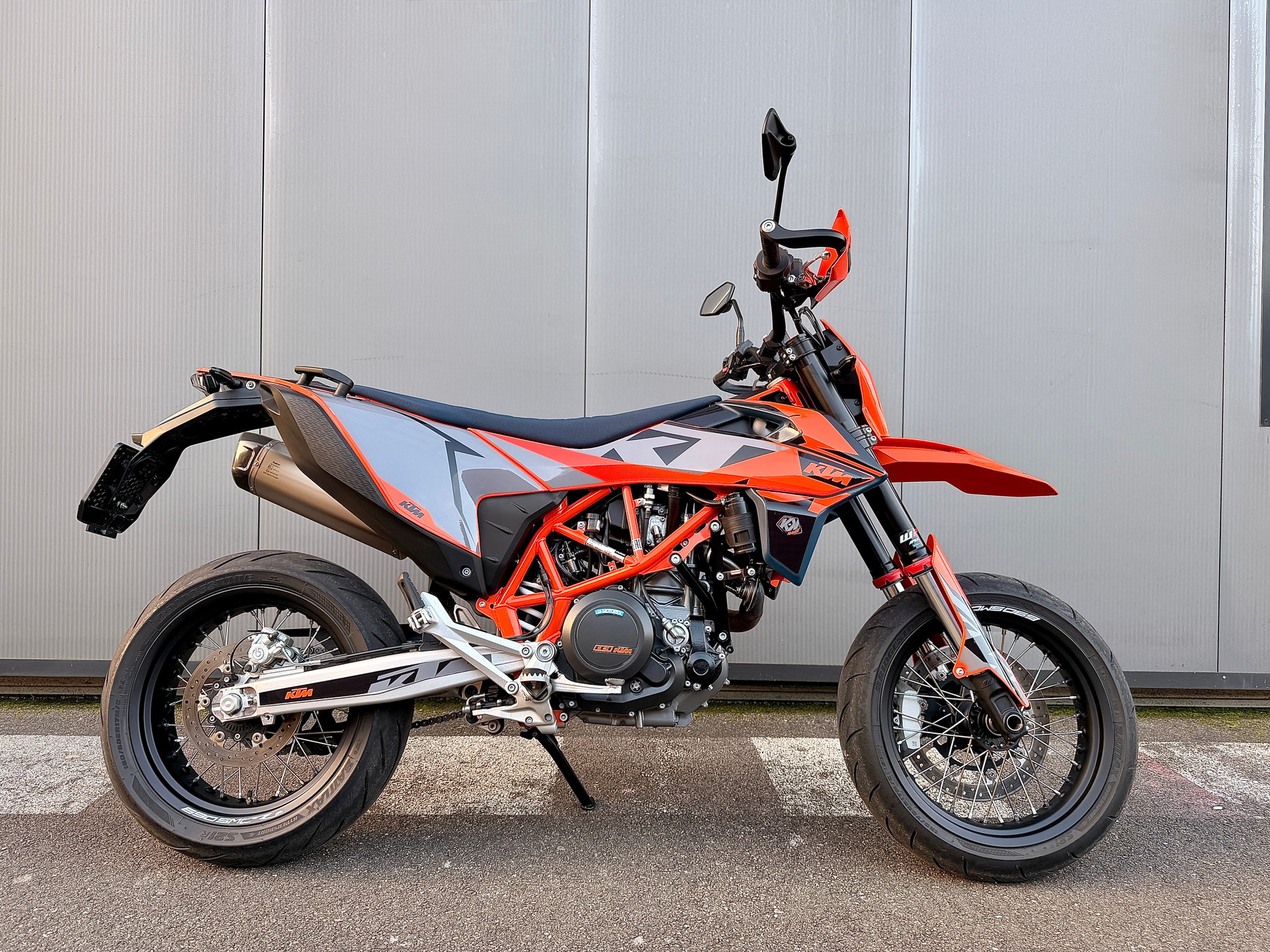 KTM 690 SMC R-image-0