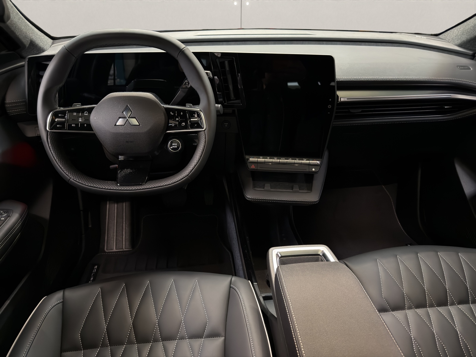 MITSUBISHI Eclipse Cross Instyle-image-8