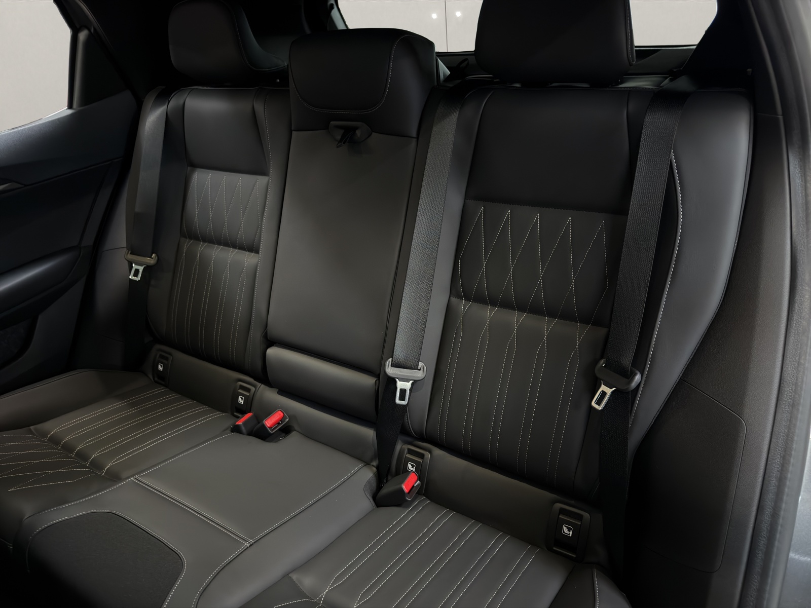 MITSUBISHI Eclipse Cross Instyle-image-7