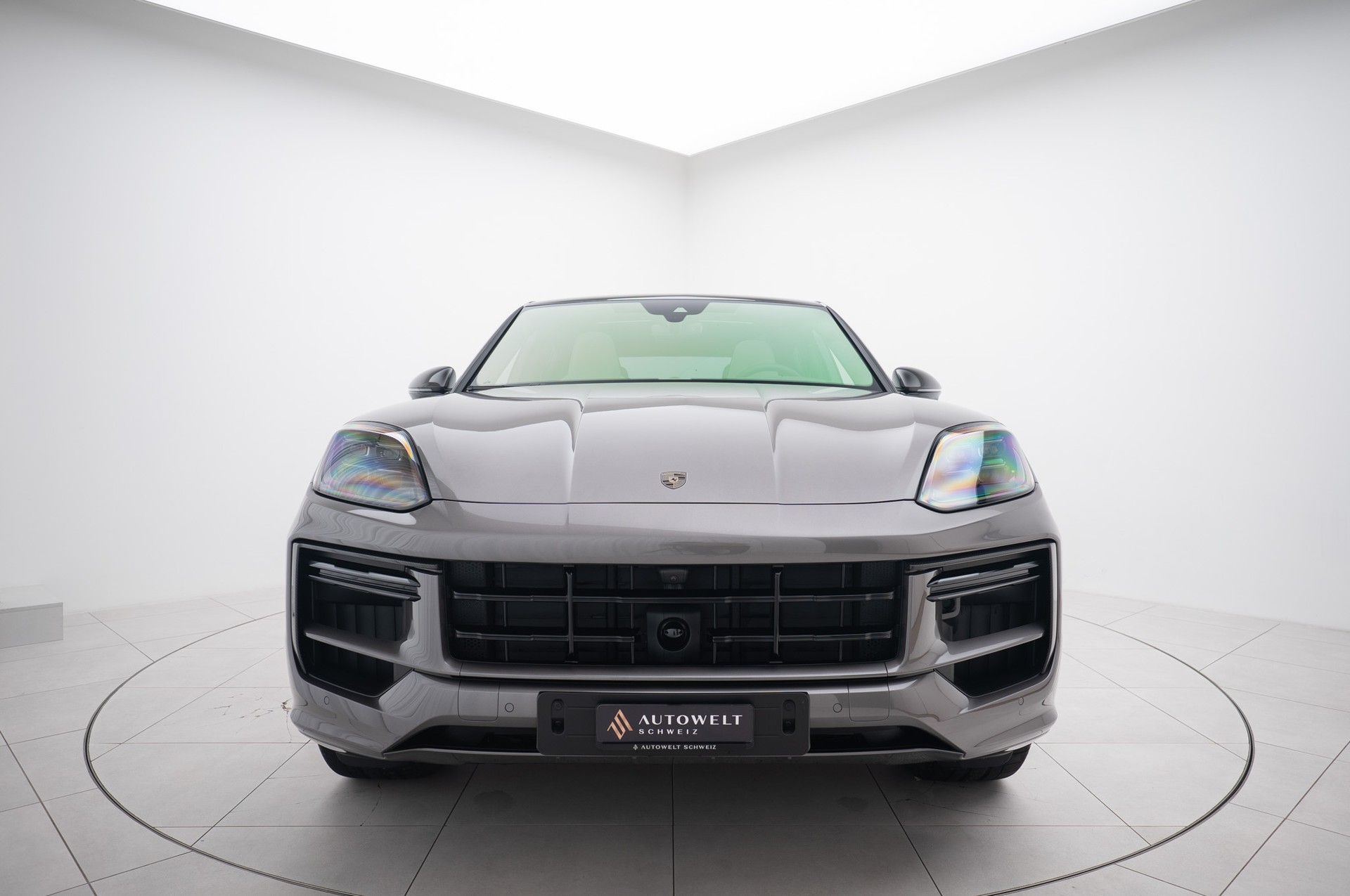 PORSCHE Cayenne Coupé Turbo E-Hybrid Tiptronic / PTS-showroom-element-3