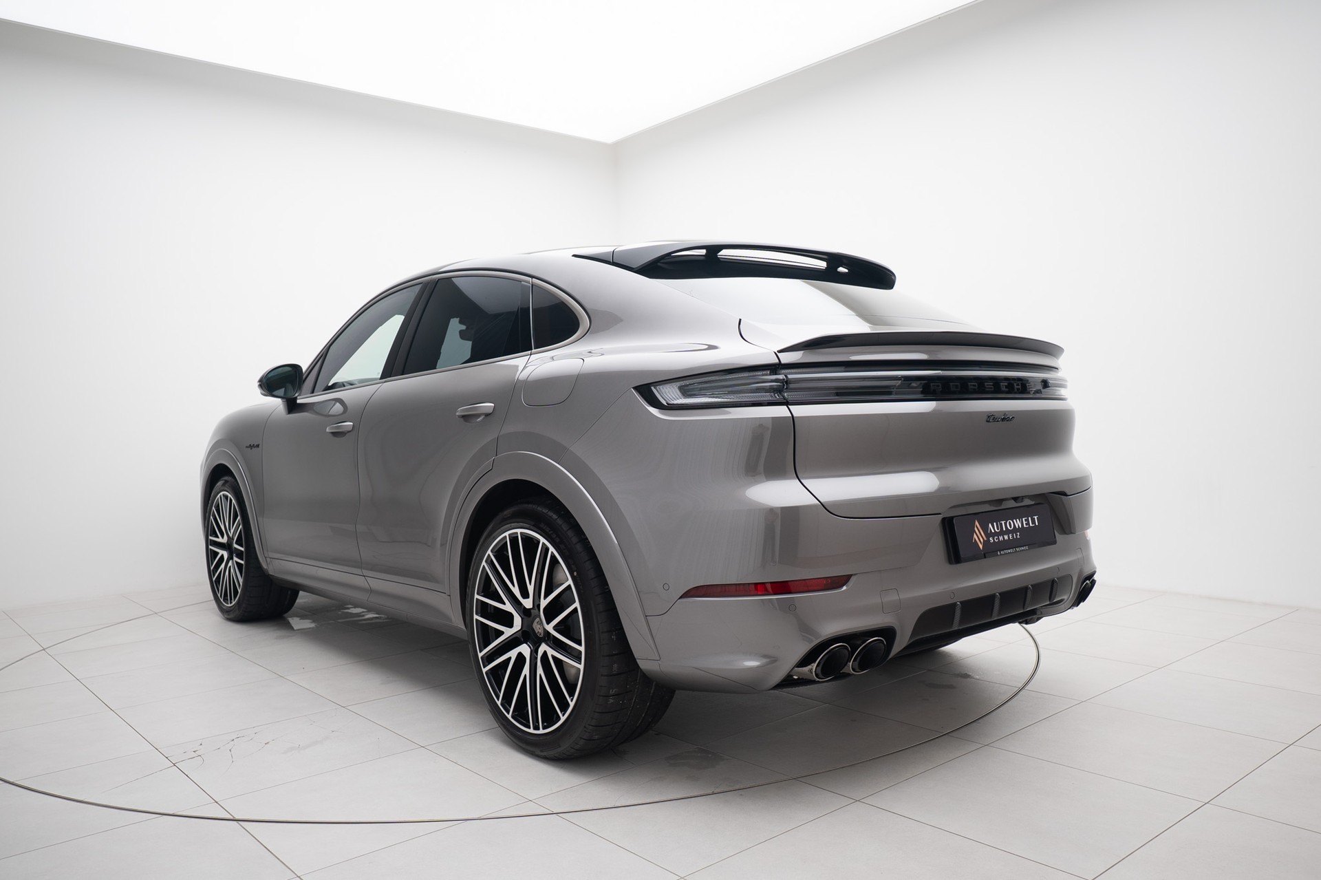 PORSCHE Cayenne Coupé Turbo E-Hybrid Tiptronic / PTS-showroom-element-2