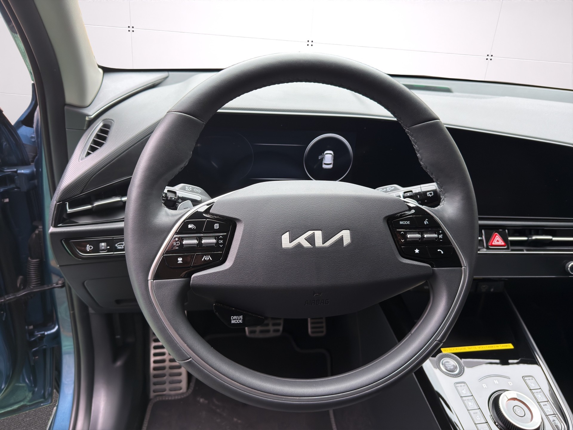 KIA Niro 1.6GDi Plug-in Hybrid Style DCT-image-7