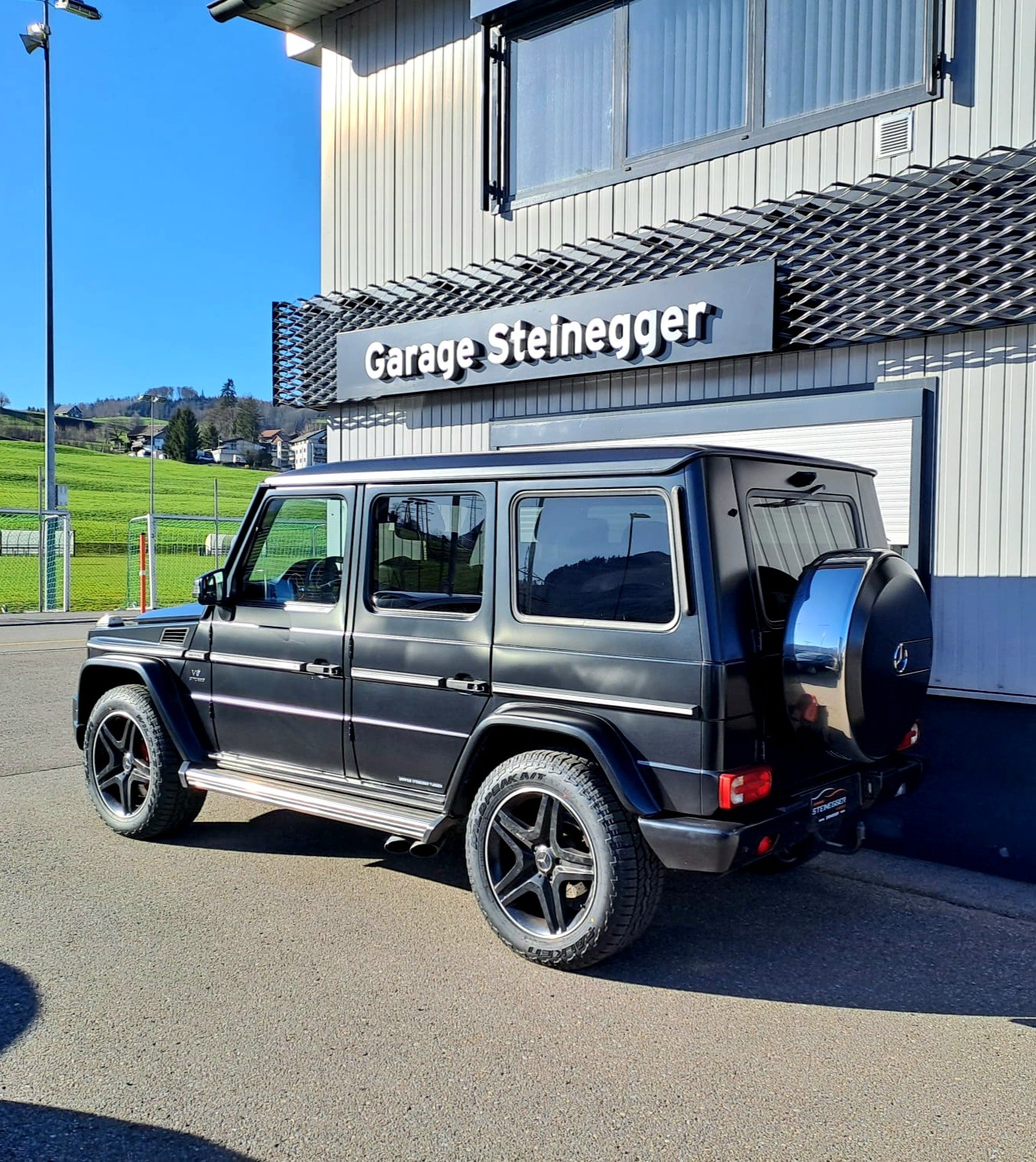 MERCEDES-BENZ G 63 AMG Automatic *Magno Schwarz-matt*