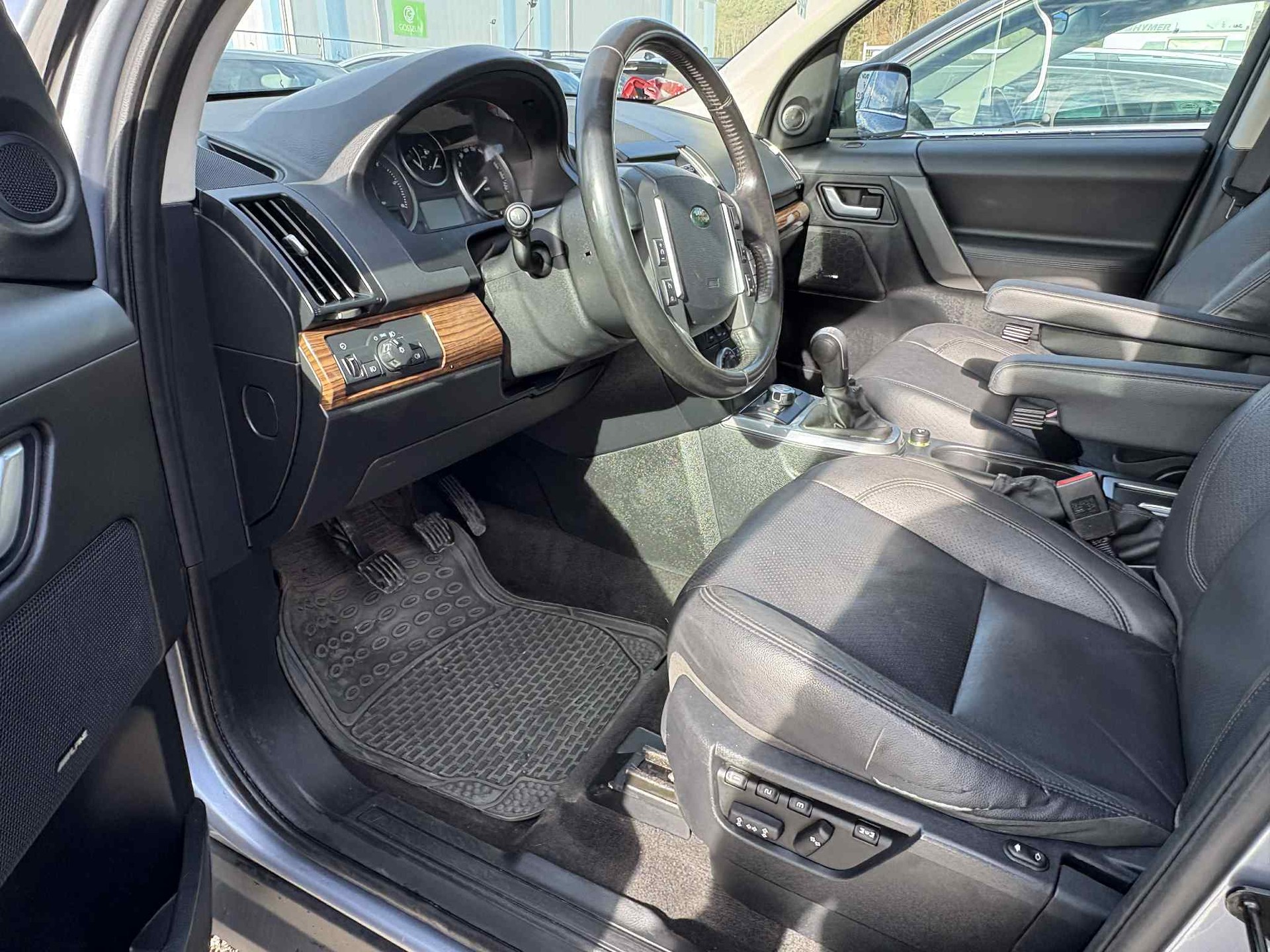 LAND ROVER Freelander 2.2 TD4 E-image-3