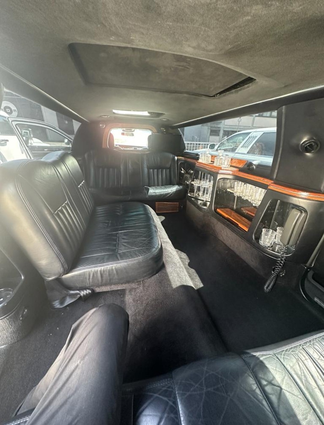 LINCOLN Town Car-image-7