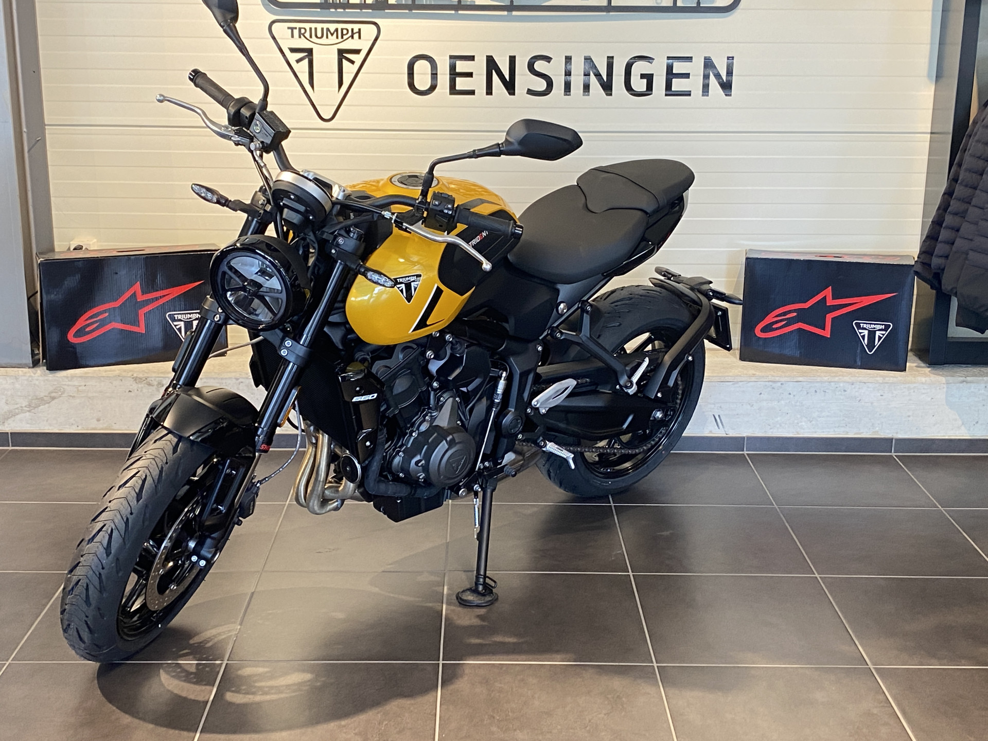 TRIUMPH Trident 660 (4.49 % Power Leasing - Gültig bis 30.06.2026)-image-1