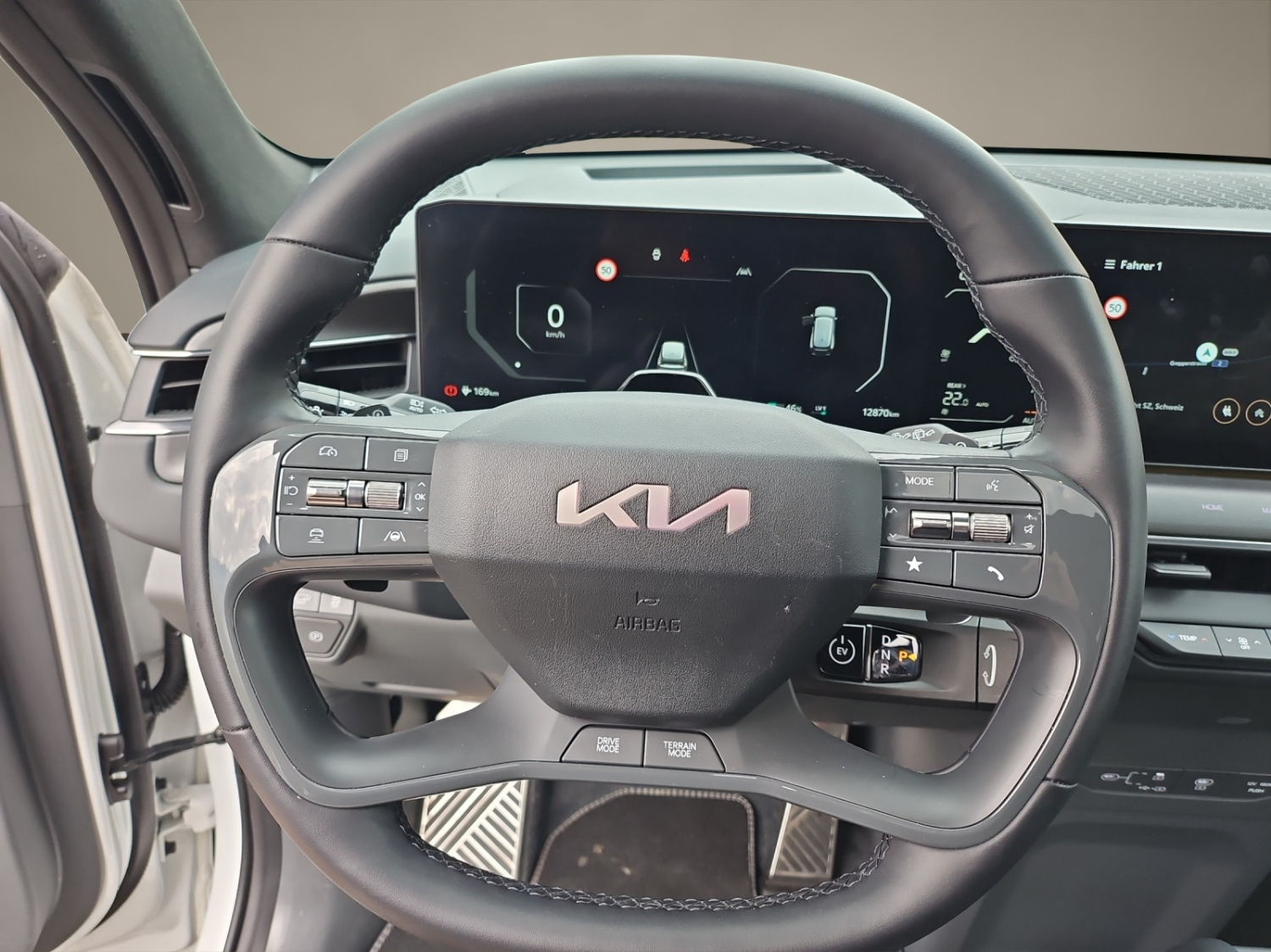 KIA EV9 99.8 kWh GT-Line 4x4-image-13