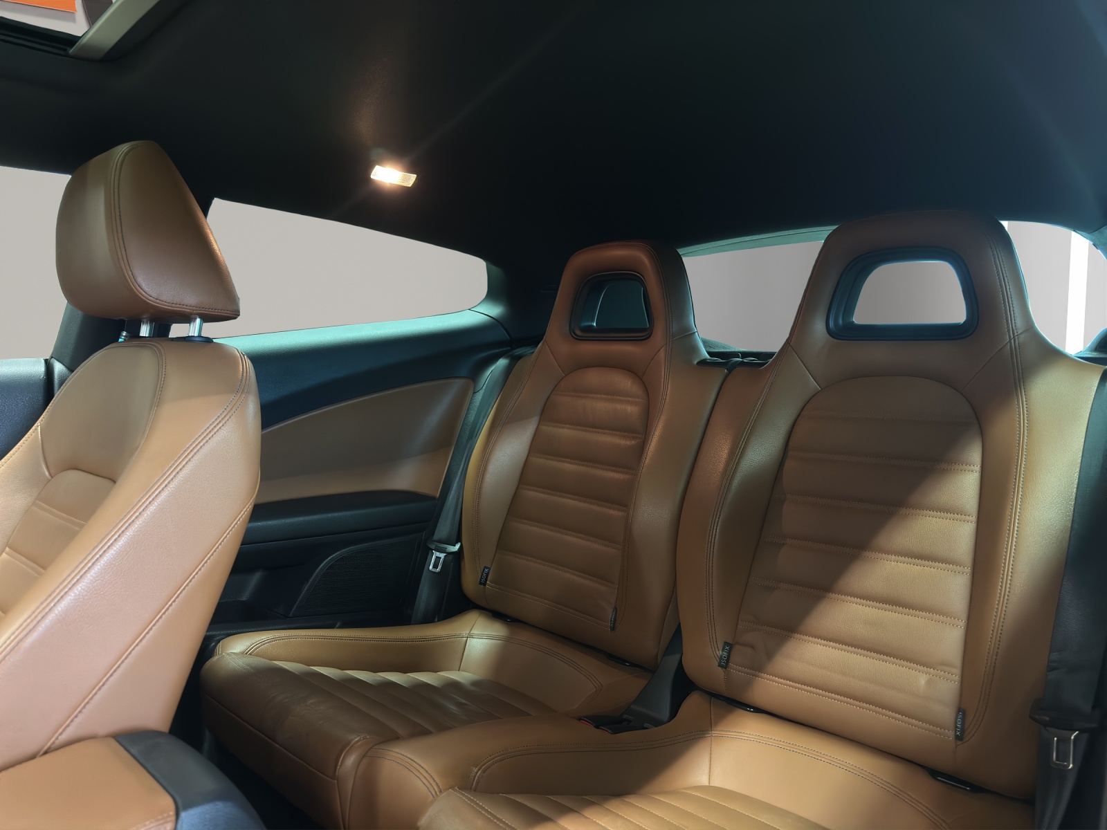 VW Scirocco 2.0 TSI-image-11