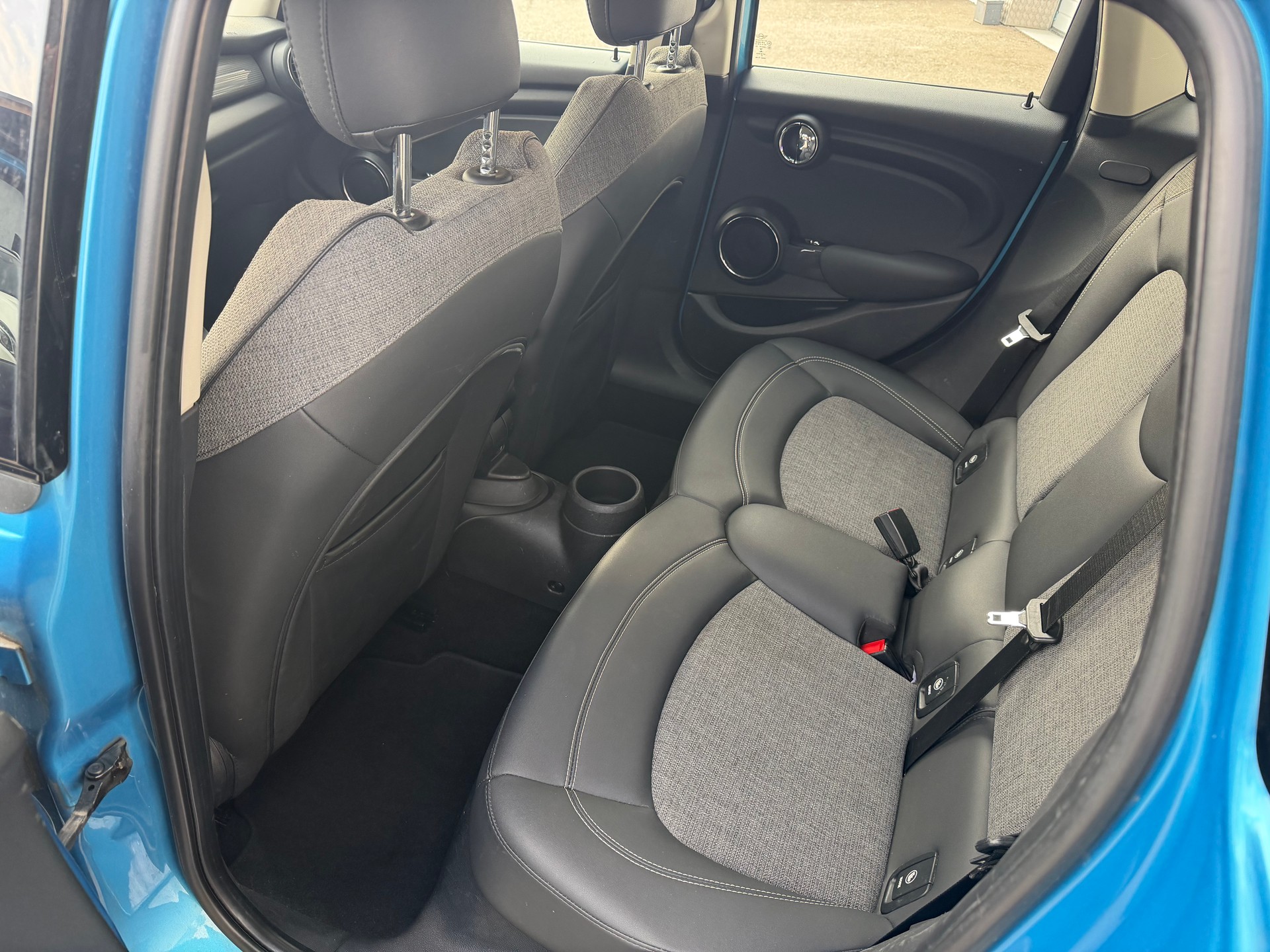 MINI Cooper Steptronic-image-6
