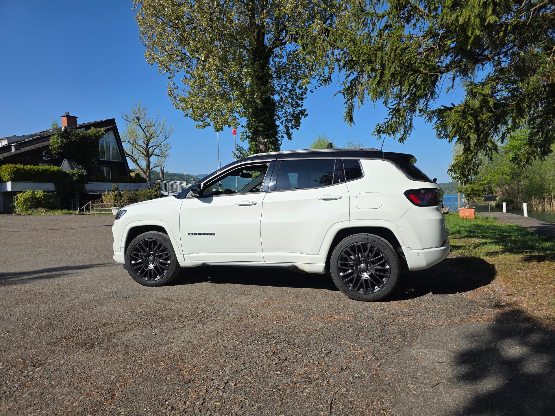 JEEP Compass 1.3 T PHEV S Plus AWD-image-14