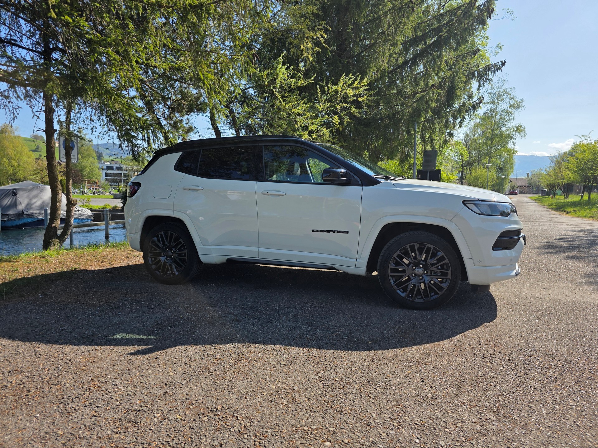 JEEP Compass 1.3 T PHEV S Plus AWD-image-9