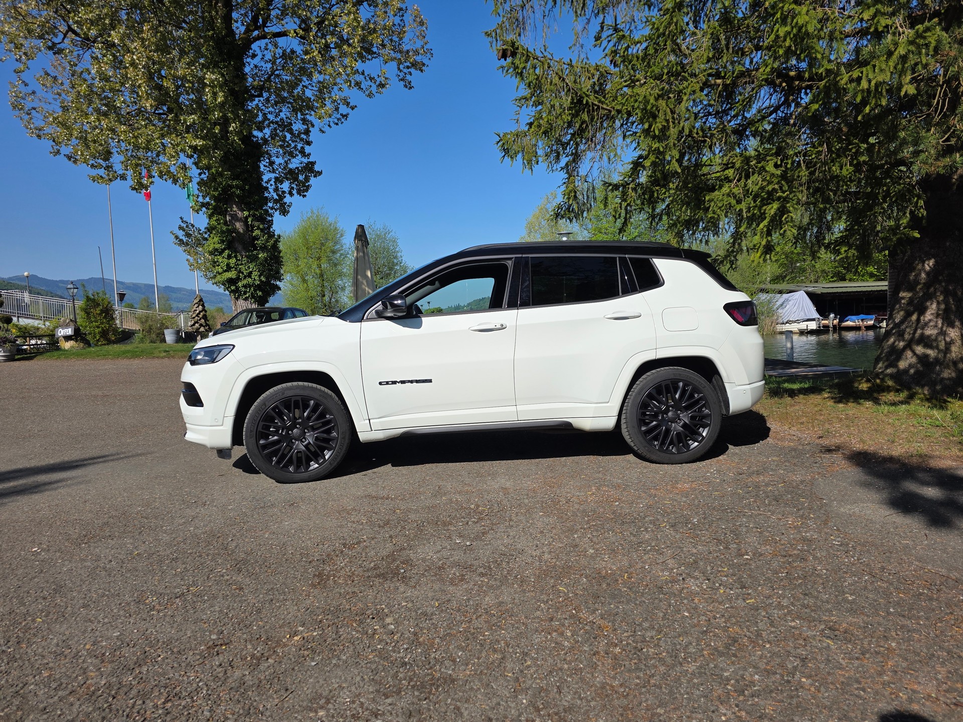JEEP Compass 1.3 T PHEV S Plus AWD-image-12