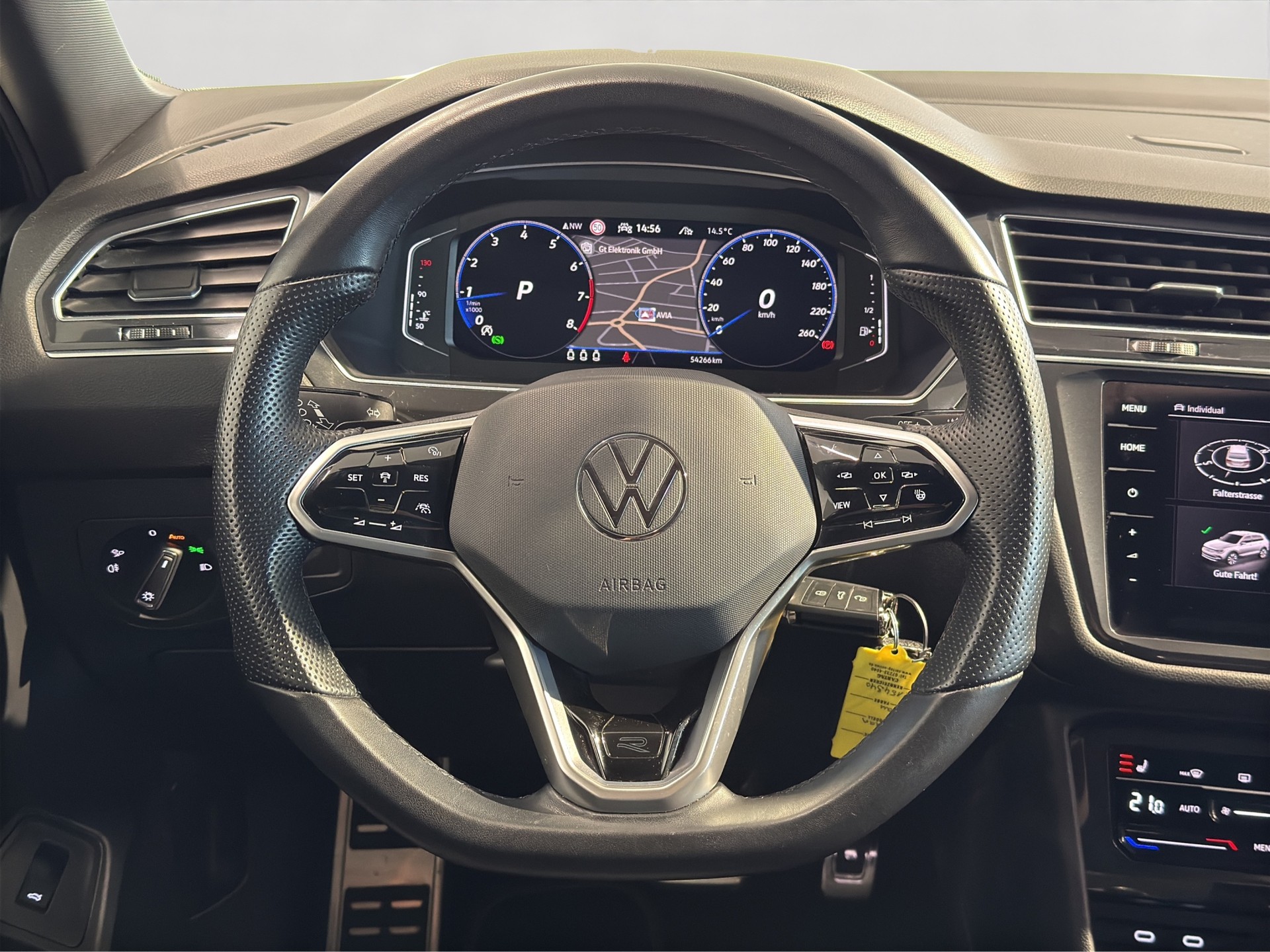 VW Tiguan Allspace 2.0TSI R-Line 4Motion DSG-image-9