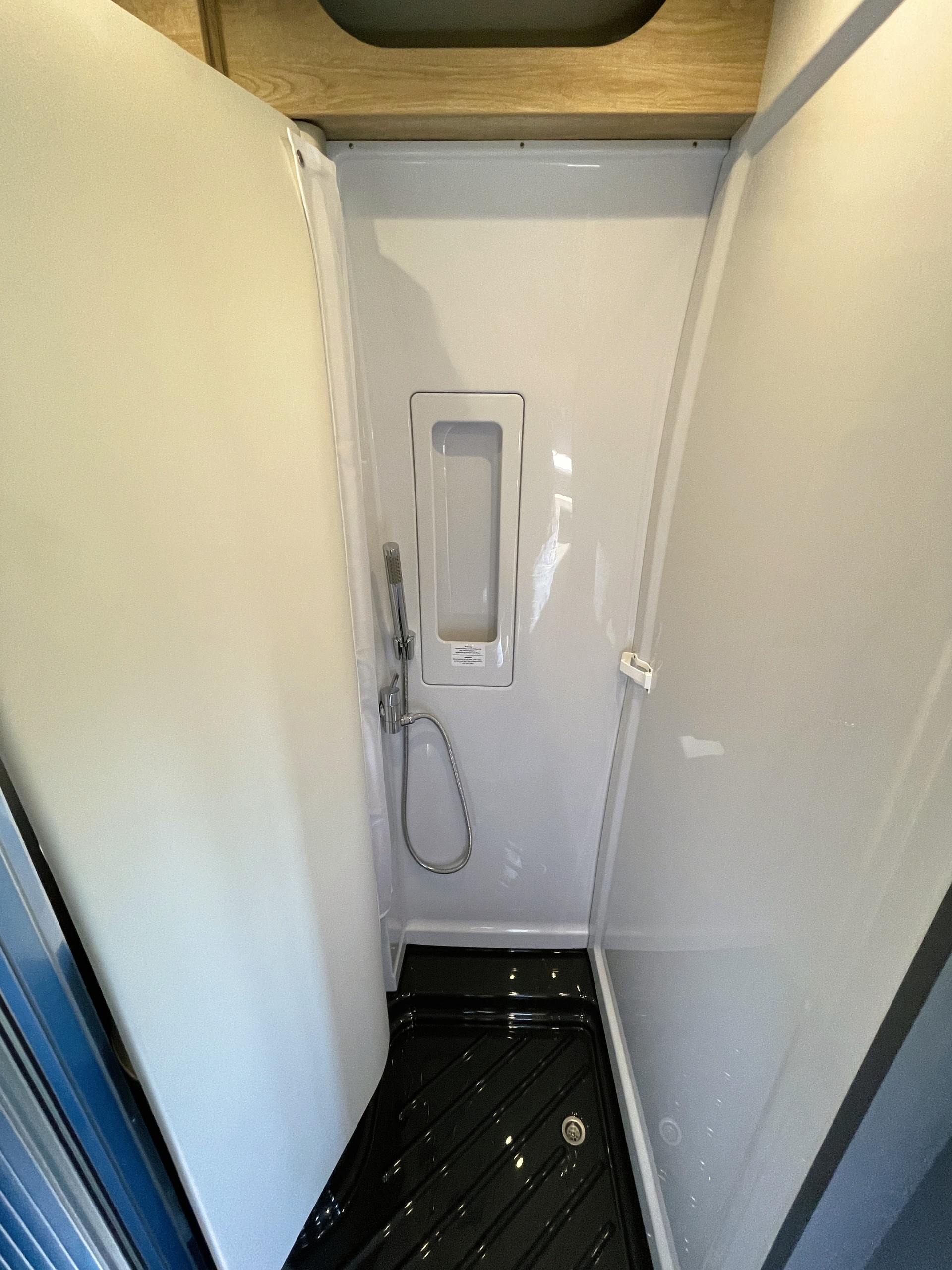 DETHLEFFS Globetrail 600 DS "95 Jahre Edition" auf Basis Fiat Ducato-image-19