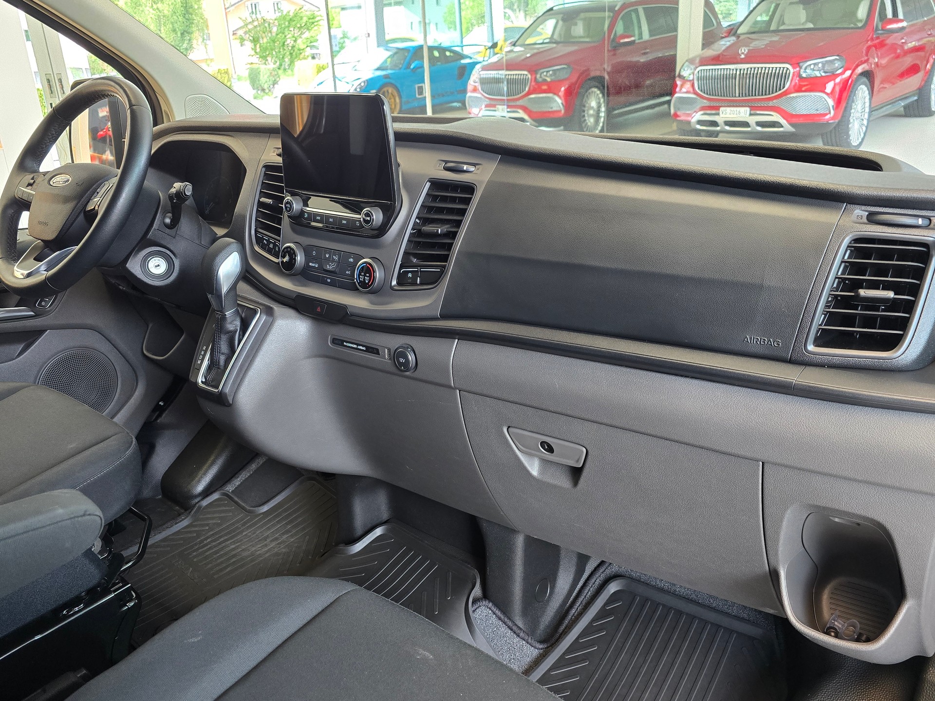 FORD Transit Custom Plus 340 L2H1 Camper A-image-7