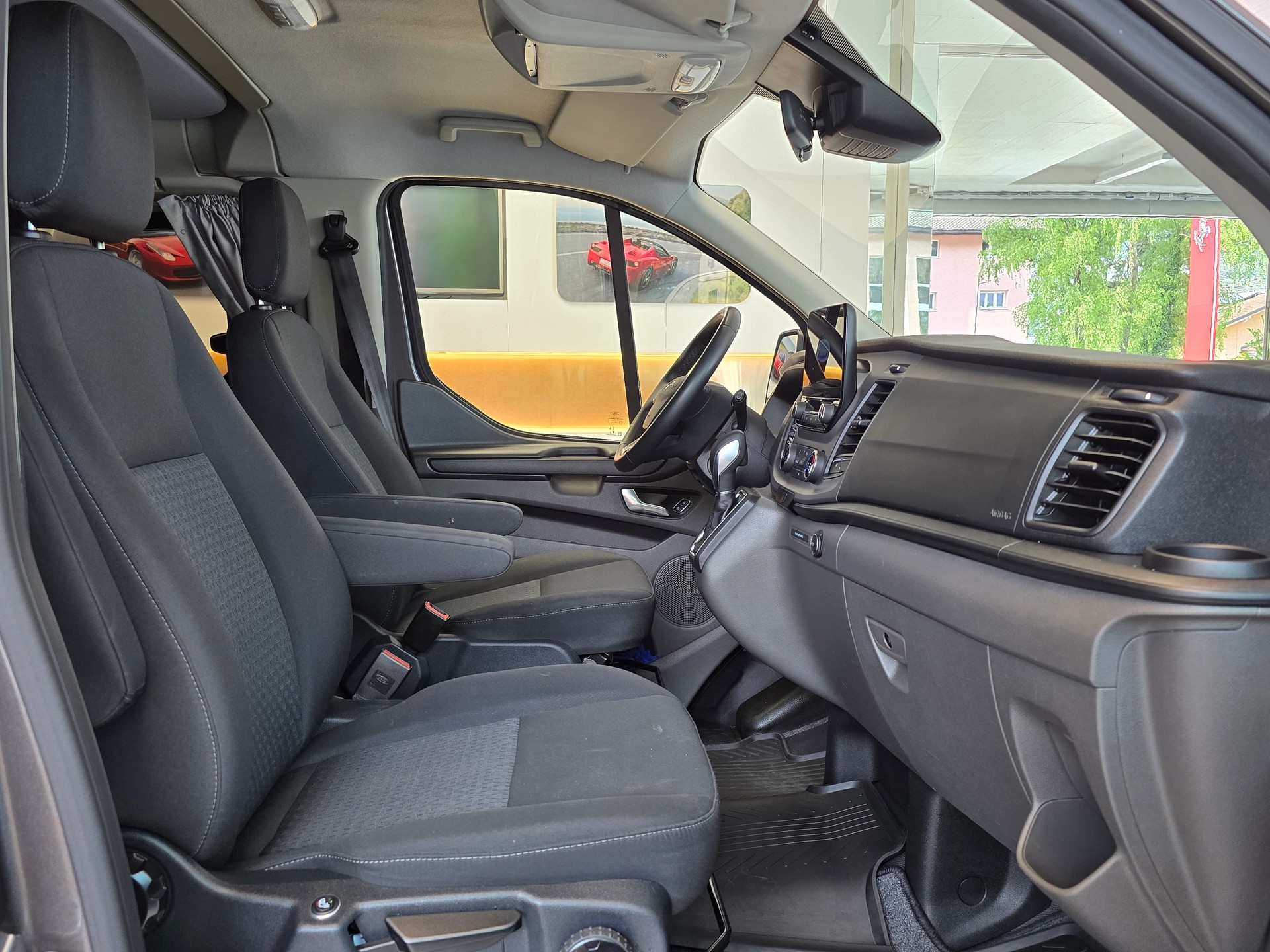 FORD Transit Custom Plus 340 L2H1 Camper A-image-8