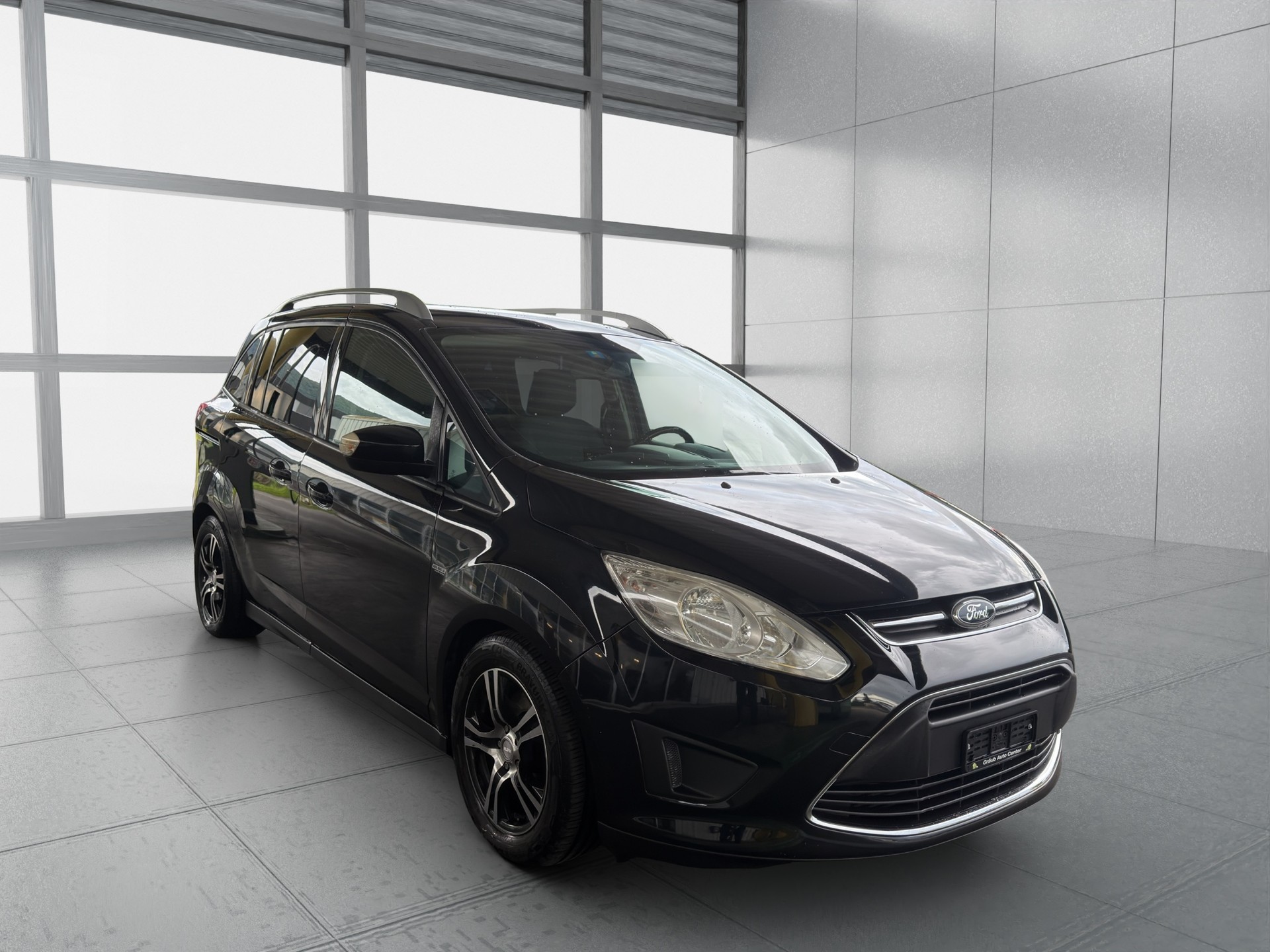 FORD Grand C-MAX-image-1