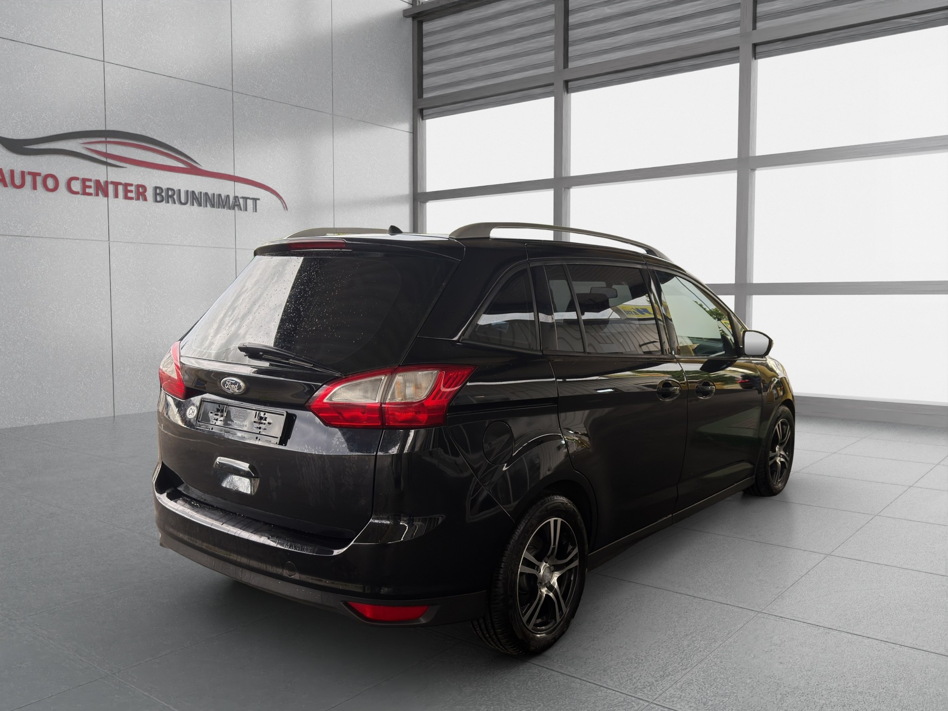 FORD Grand C-MAX-image-6
