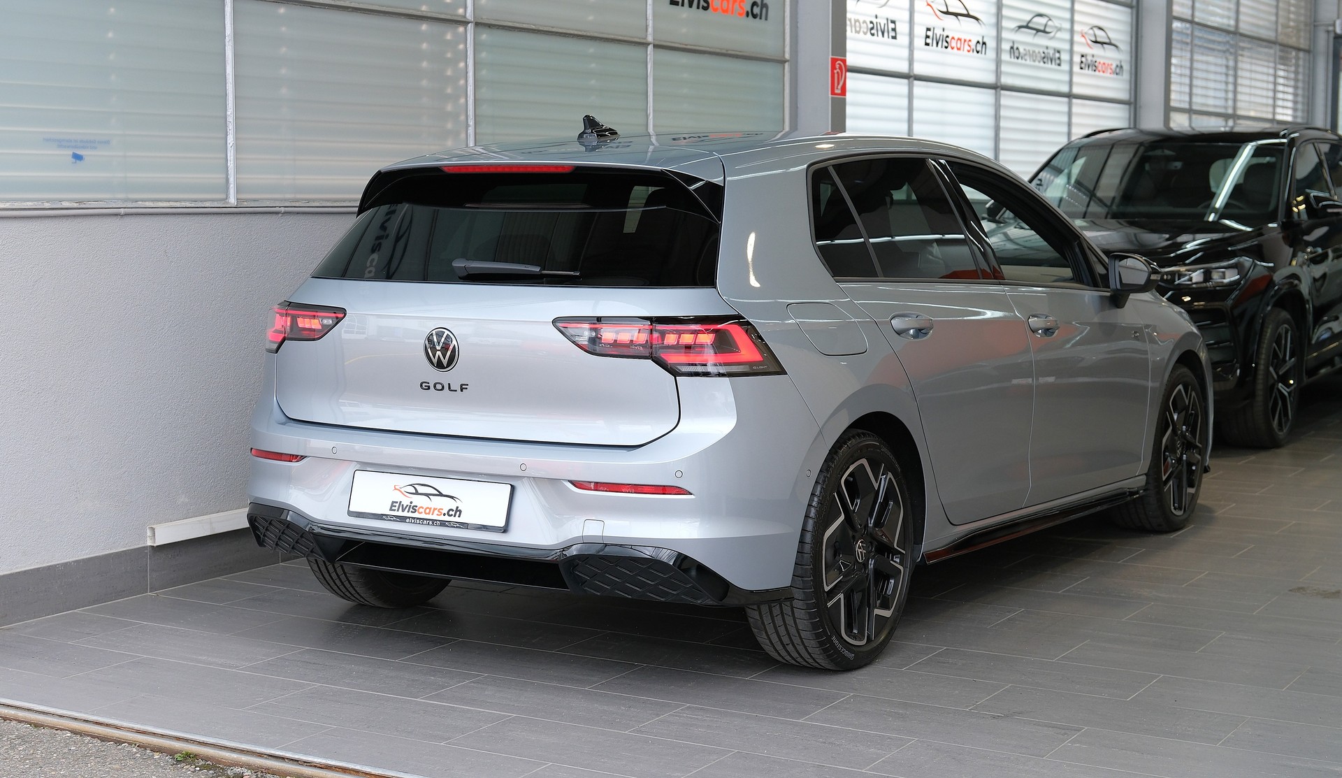 VW Golf 1.5 e TSI mHEV R-Line DSG-image-23