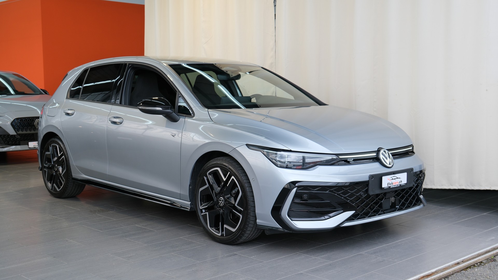 VW Golf 1.5 e TSI mHEV R-Line DSG-image-29