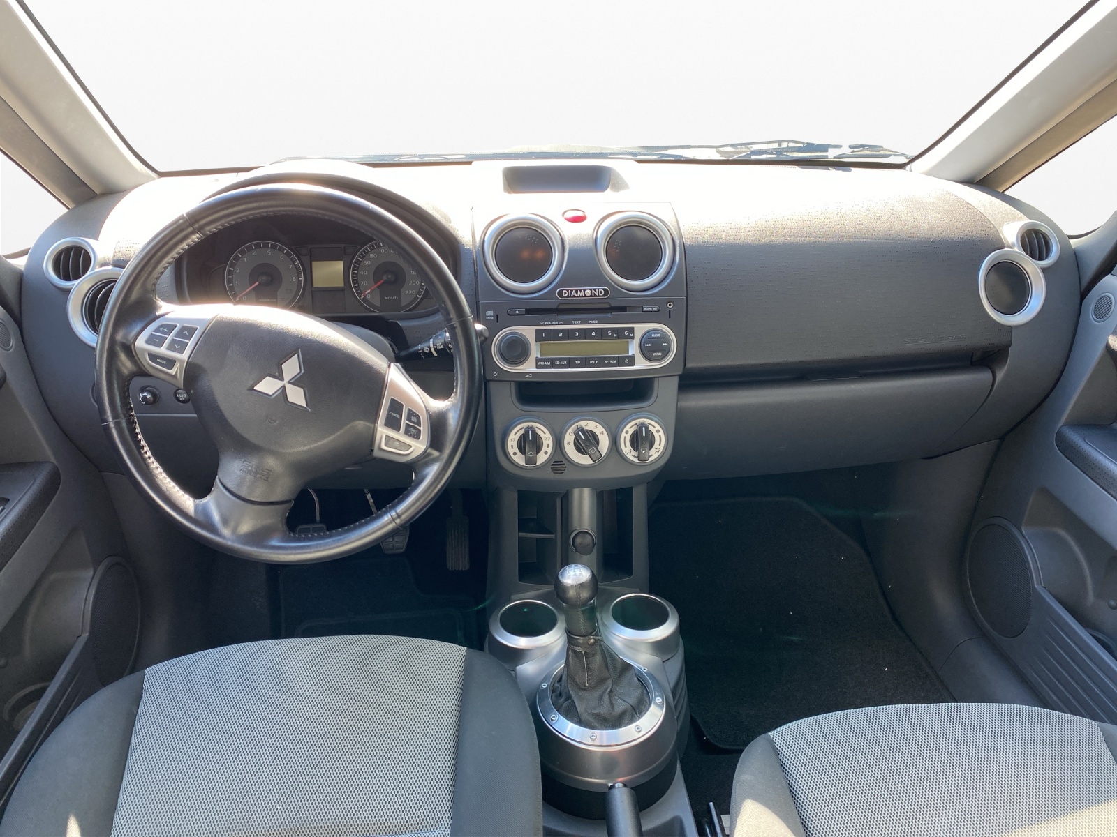 MITSUBISHI Colt 1.3 16V Diamond ClearT-image-11