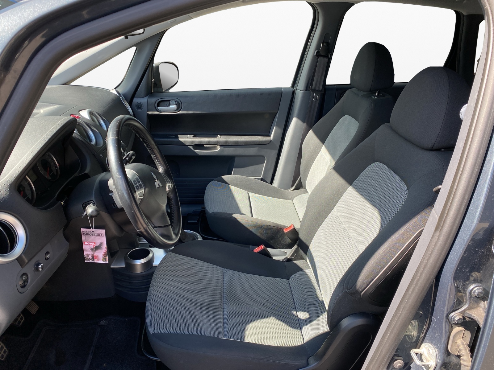 MITSUBISHI Colt 1.3 16V Diamond ClearT-image-9