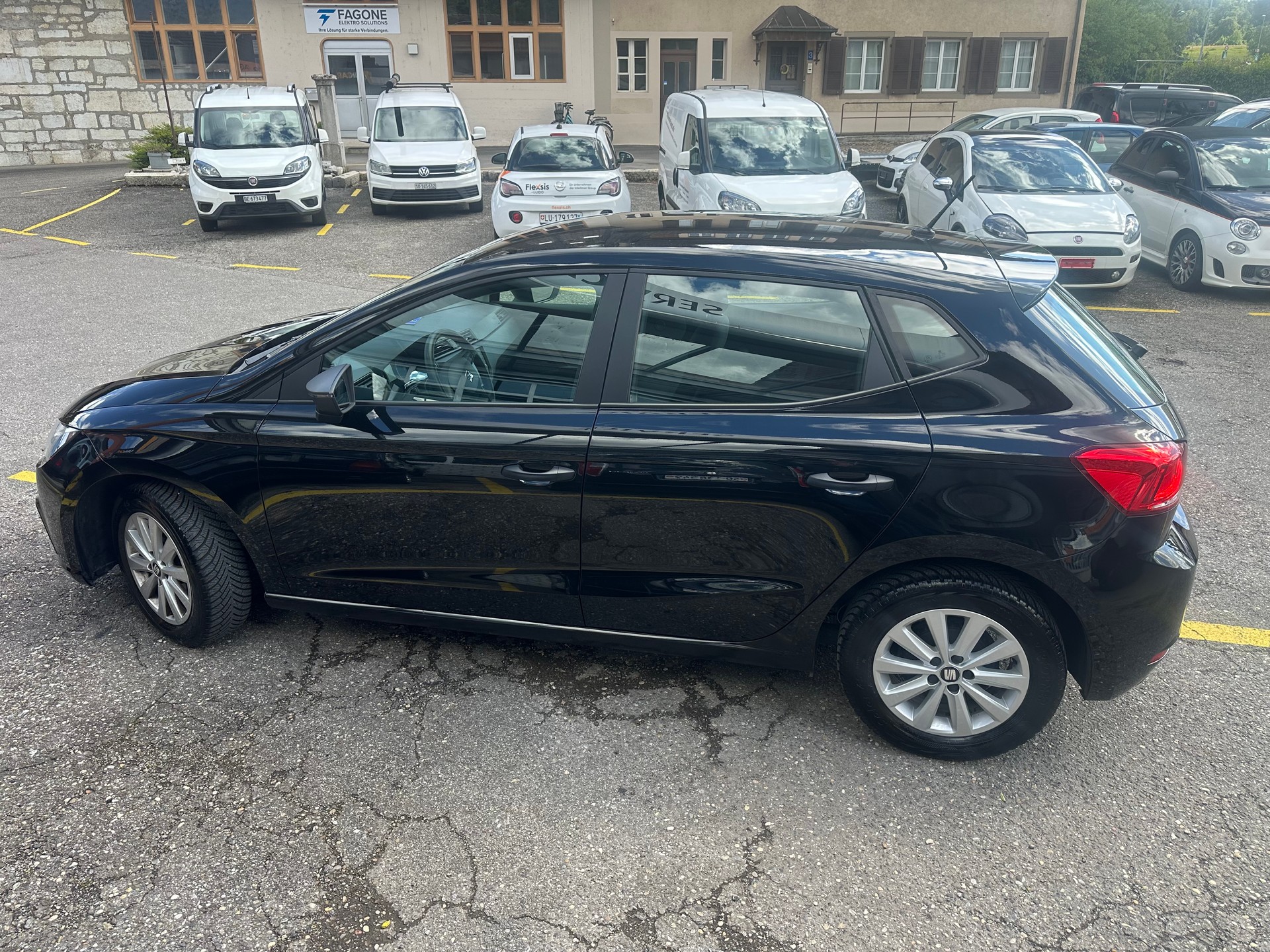 SEAT Ibiza 1.0 EcoTSI Reference-showroom-element-1