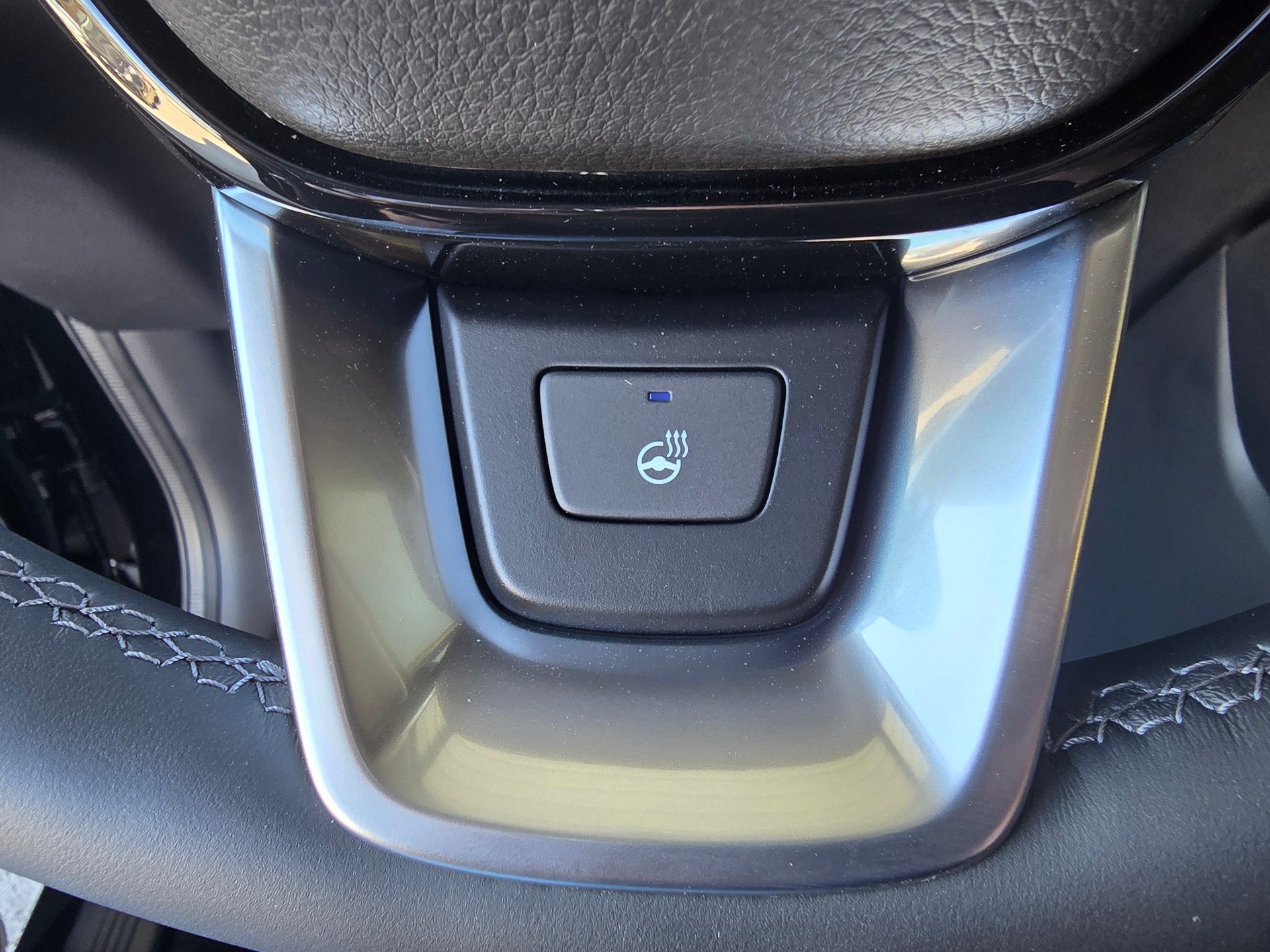 HONDA CR-V 2.0i MMD Advance 4WD-image-6