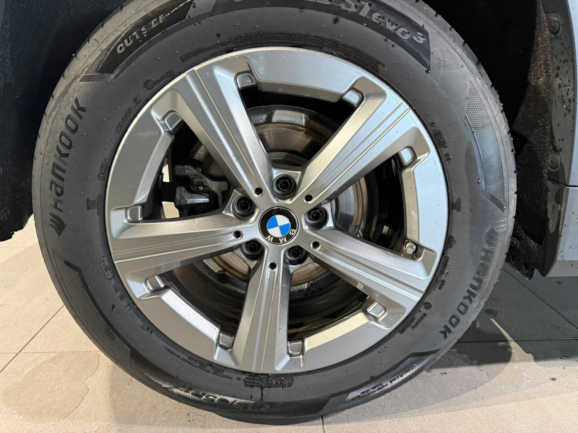 BMW X1 sDrive 18i-image-24