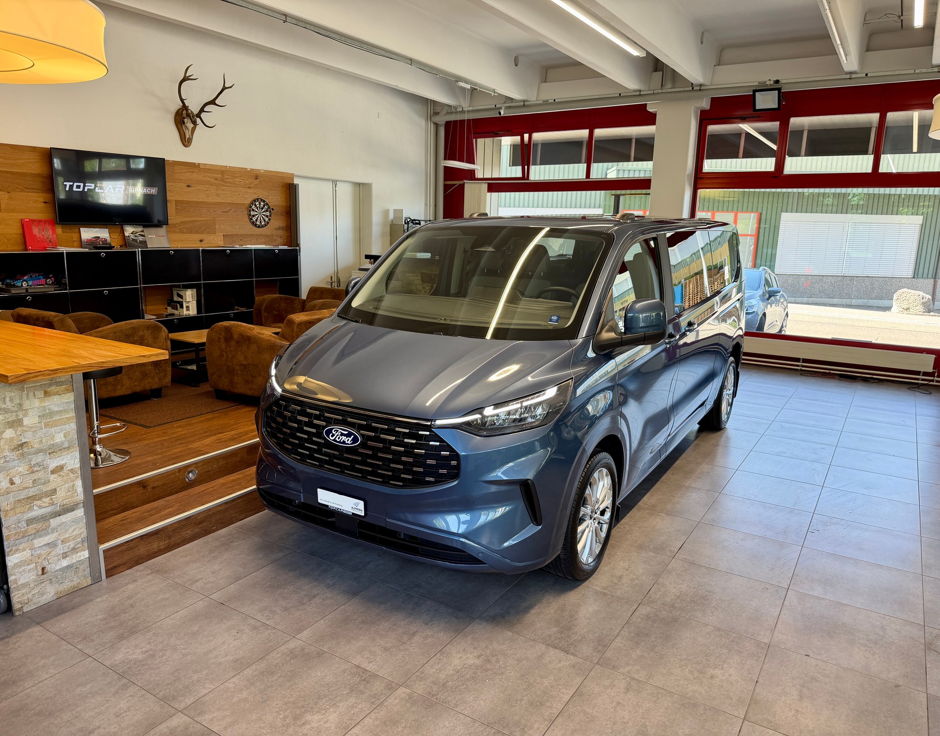 FORD Tourneo Bus 320 L2H1 Titanium Automat-image-0