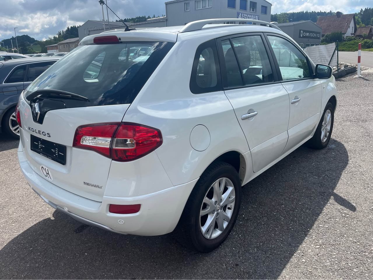 RENAULT Koleos 2.0 dCi Dynamique 4x4 Automatic-image-5