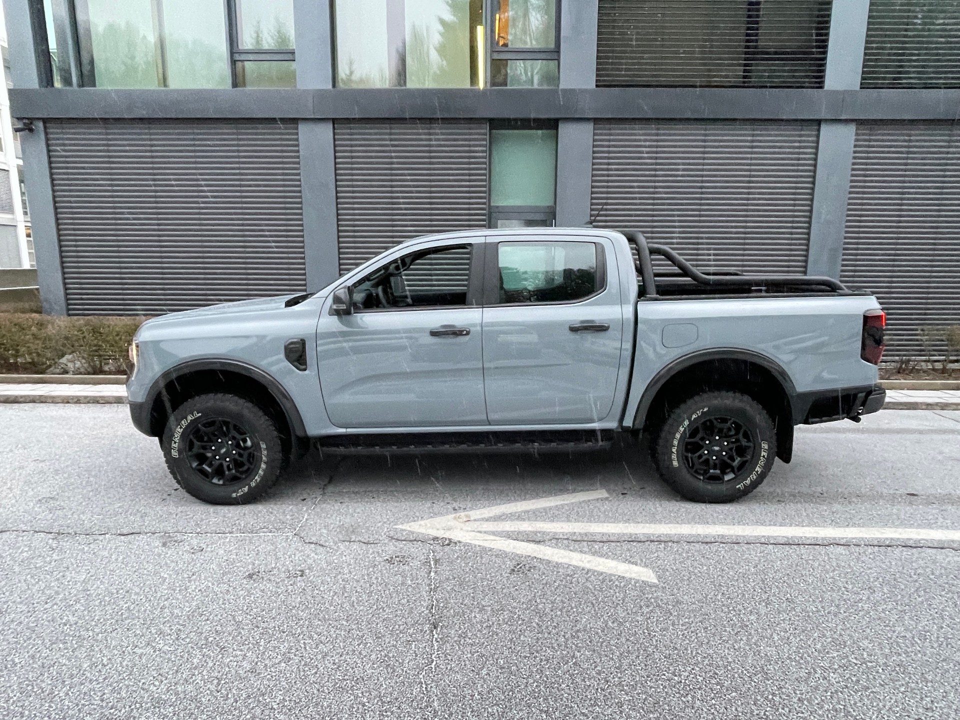 FORD Ranger TREMOR 2.0 Eco Blue e-4WD Automat mit Standheizung-showroom-element-1