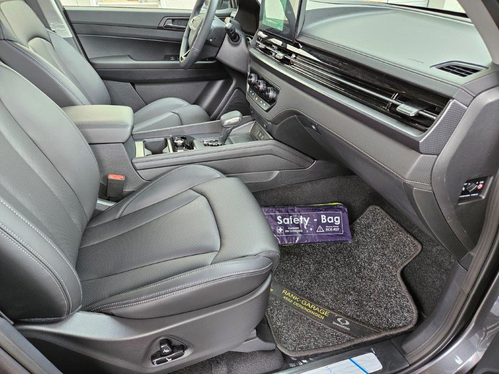 KGM-SsangYong Musso 2.2 e-XDI Titanium-image-15