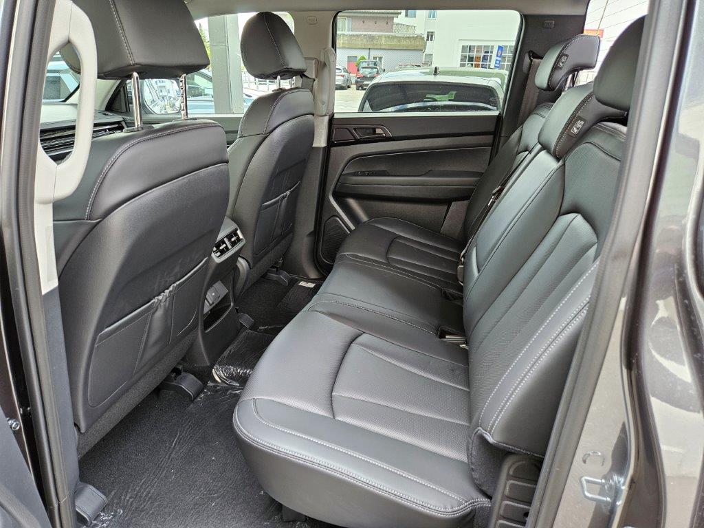 KGM-SsangYong Musso 2.2 e-XDI Titanium-image-7